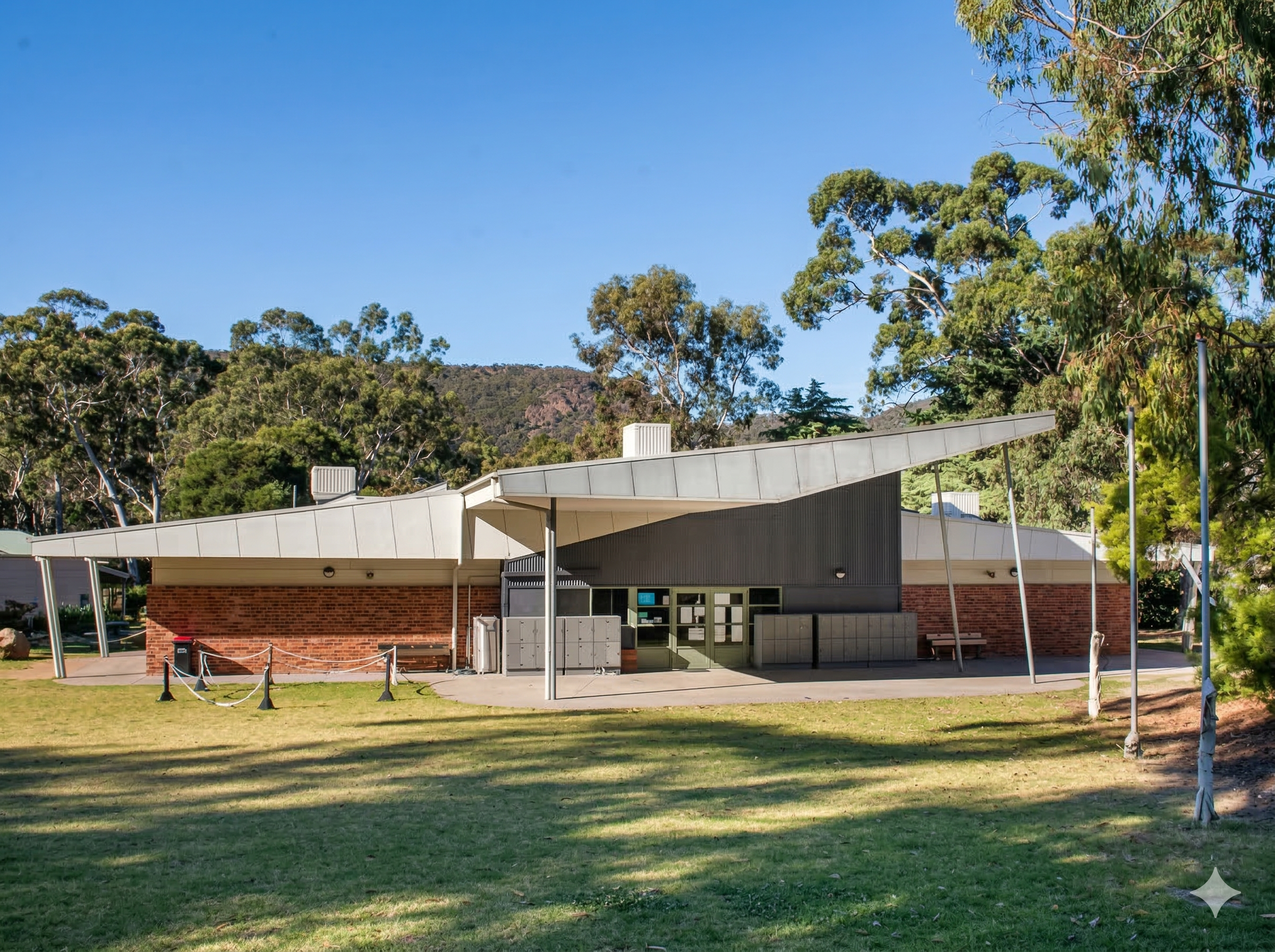 Halls Gap Primary School.png
