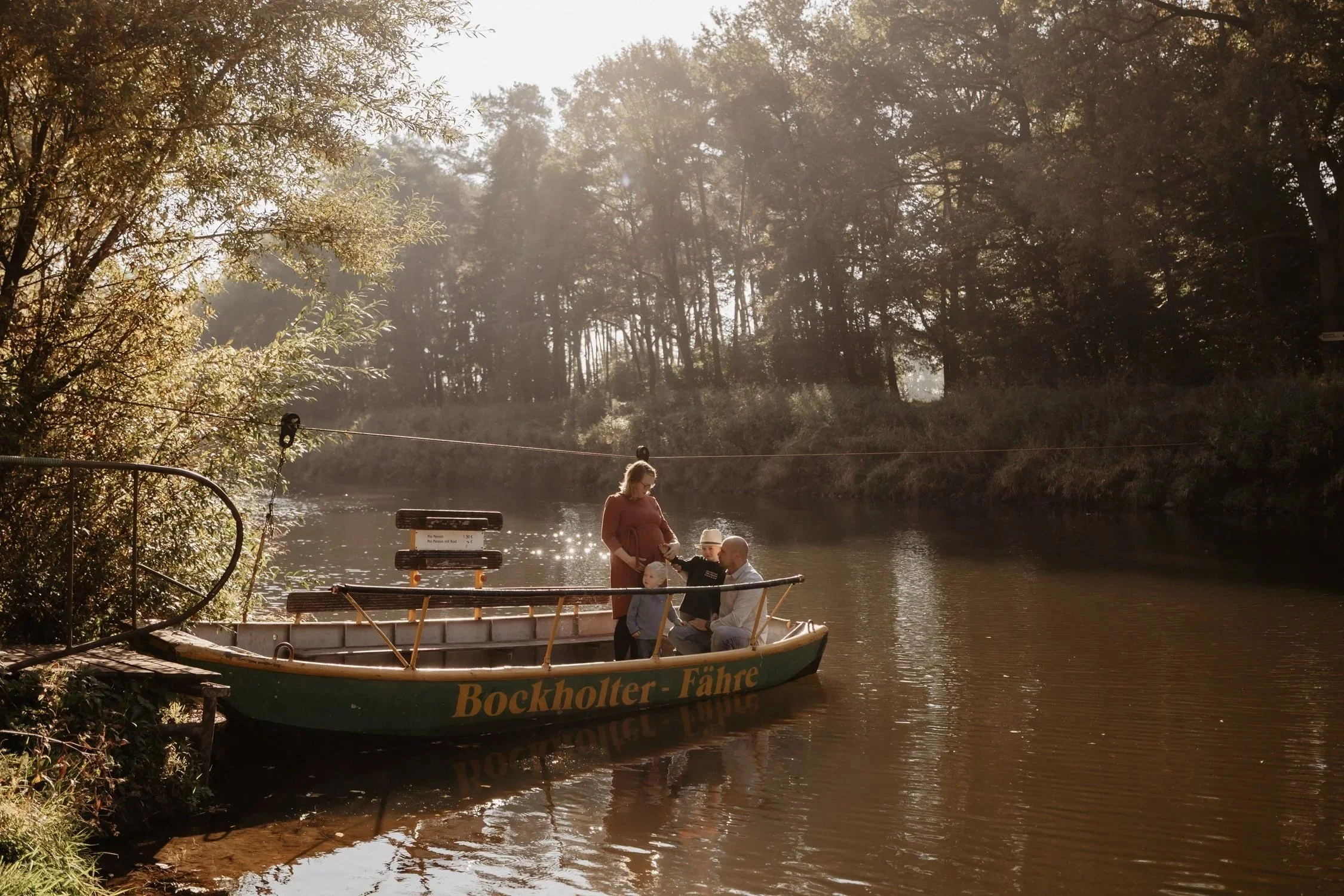 Als Familien- & Hochzeitsfotografin aus dem Münsterland halte ich Eure emotionale Bindung und Liebe fest - für jetzt und für immer!