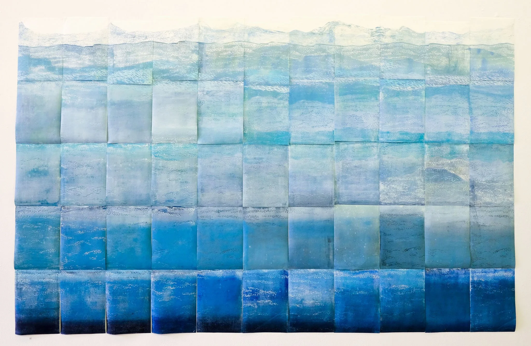Installation L’iceberg, estampe sur papiers japonais