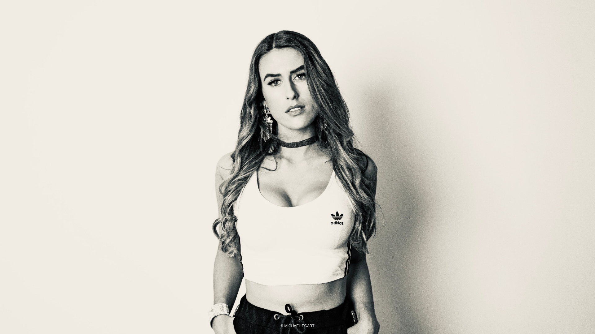 ANJA BAVARIA