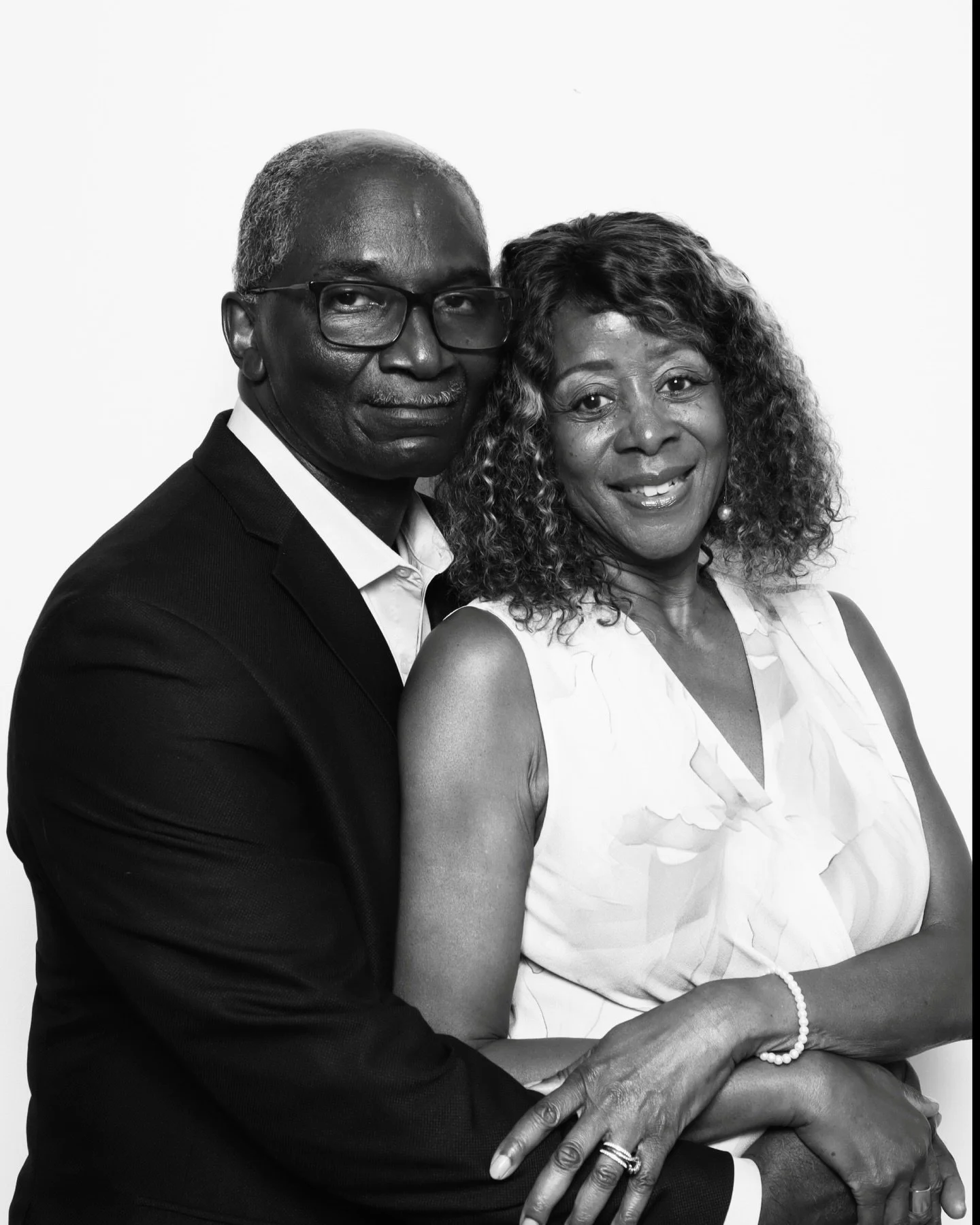 A single photo can evoke so much emotion. Photos are truly invaluable. Link in bio to secure your event date!