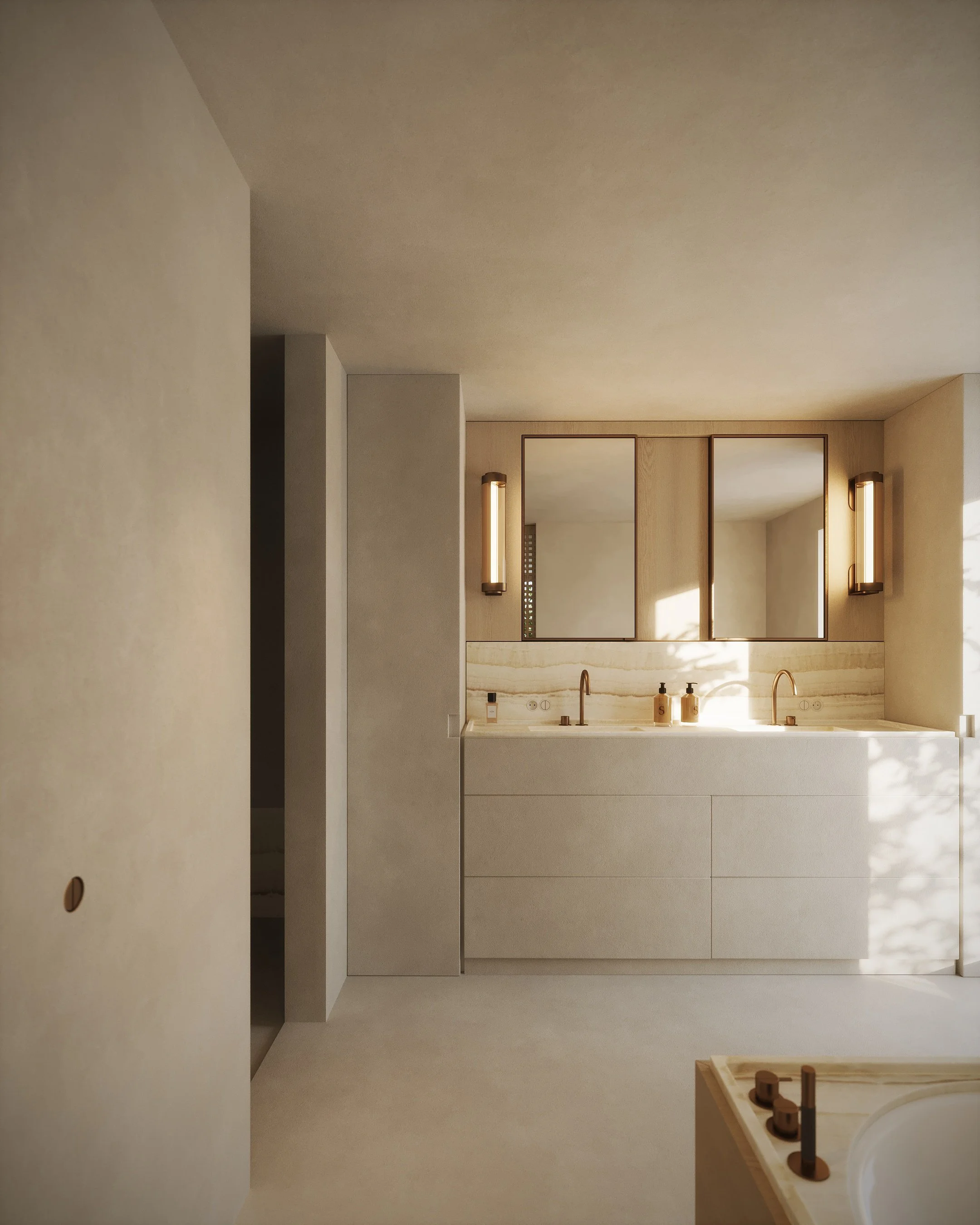 Badkamer met lichte natuursteen, dubbele wastafel en eiken wandafwerking.