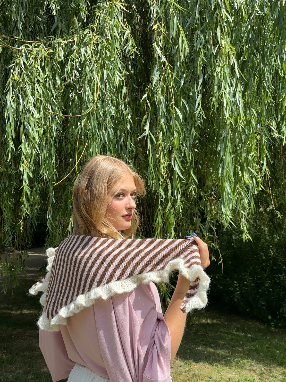 Stripey Scarflet