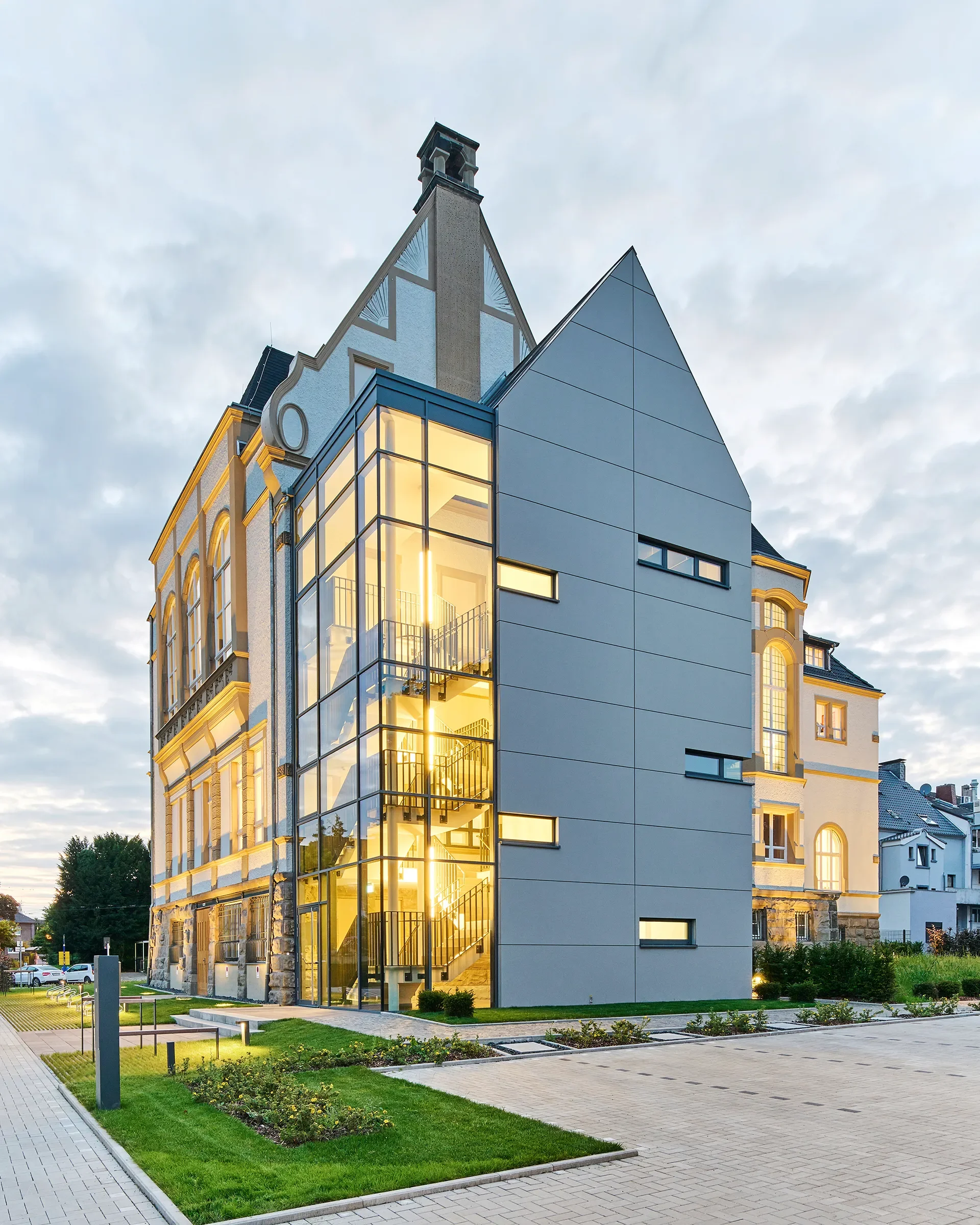 RathausBredeney-Essen-3_2400.webp