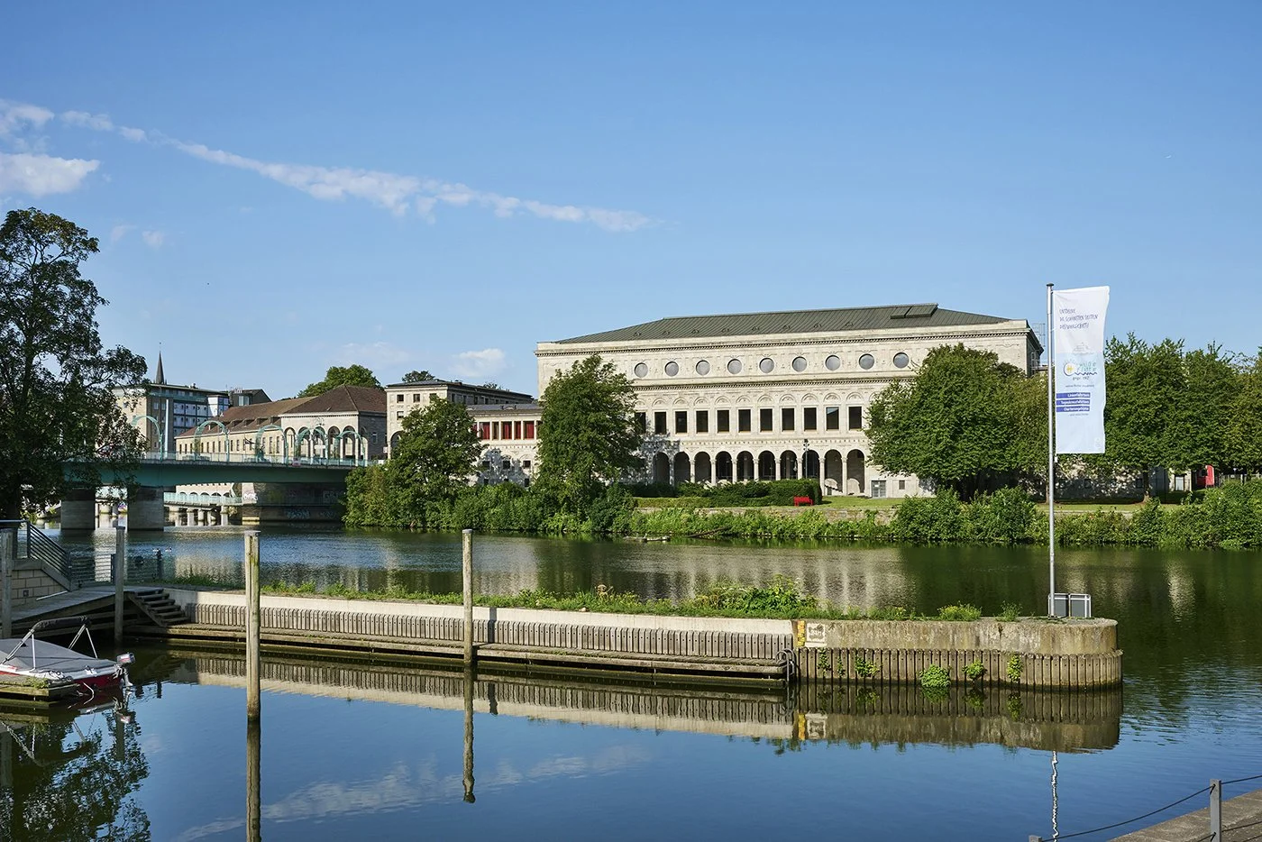 Architekturfoto von der Stadthalle in Mülheim an der Ruhr