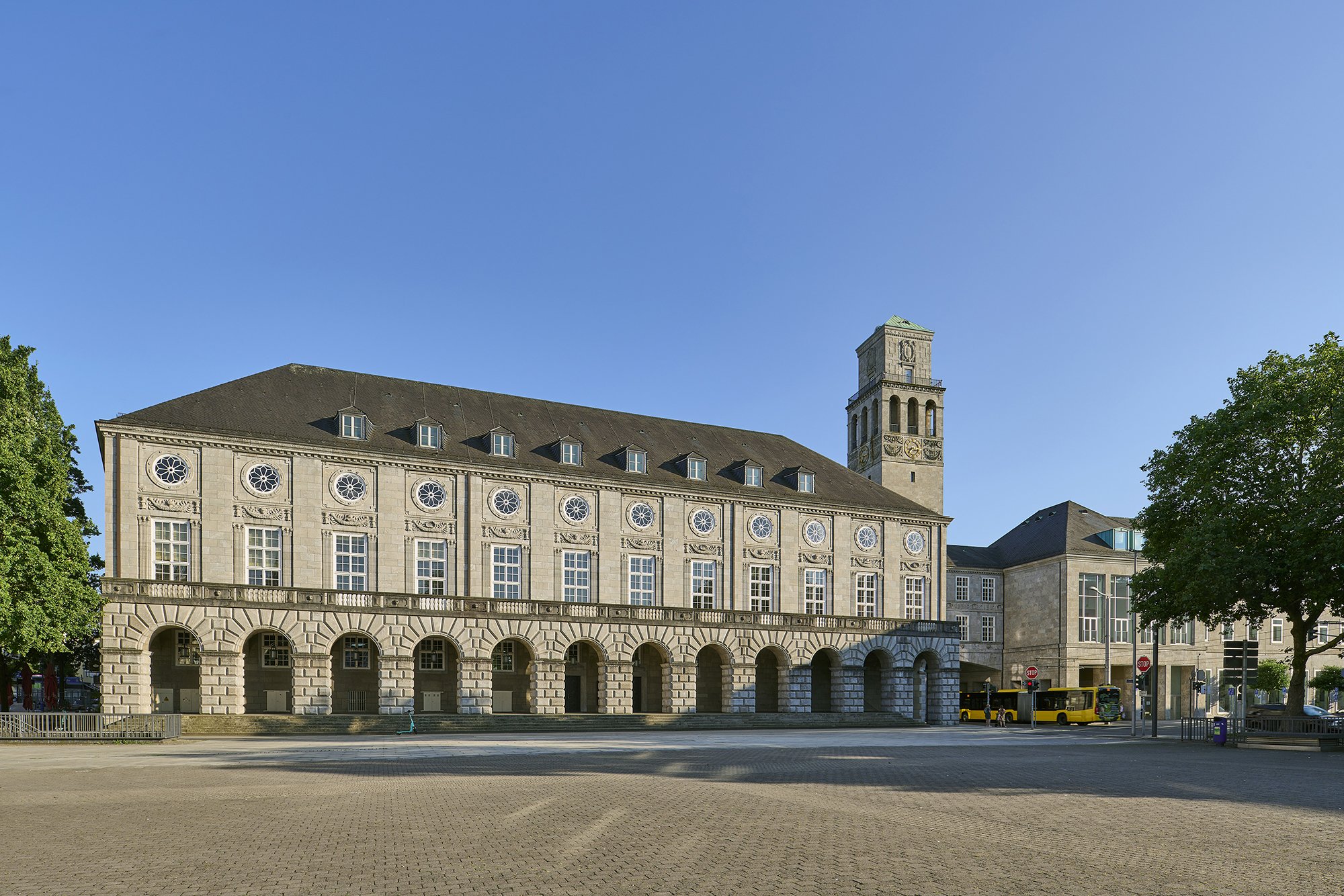 Architekturfoto vom Rathaus in Mülheim an der Ruhr