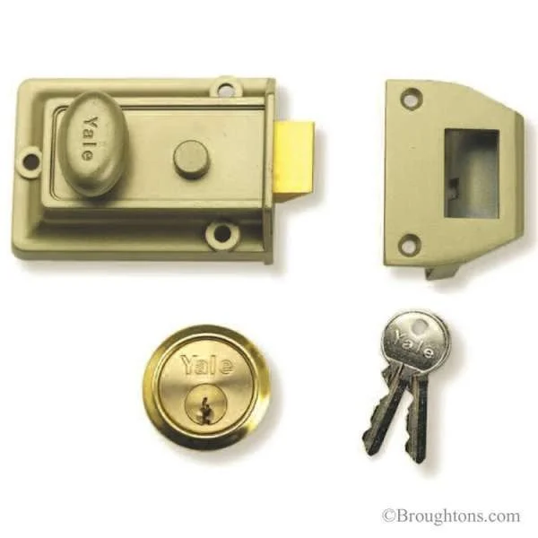 large-yale-77-trad-rim-lock-grn.jpg
