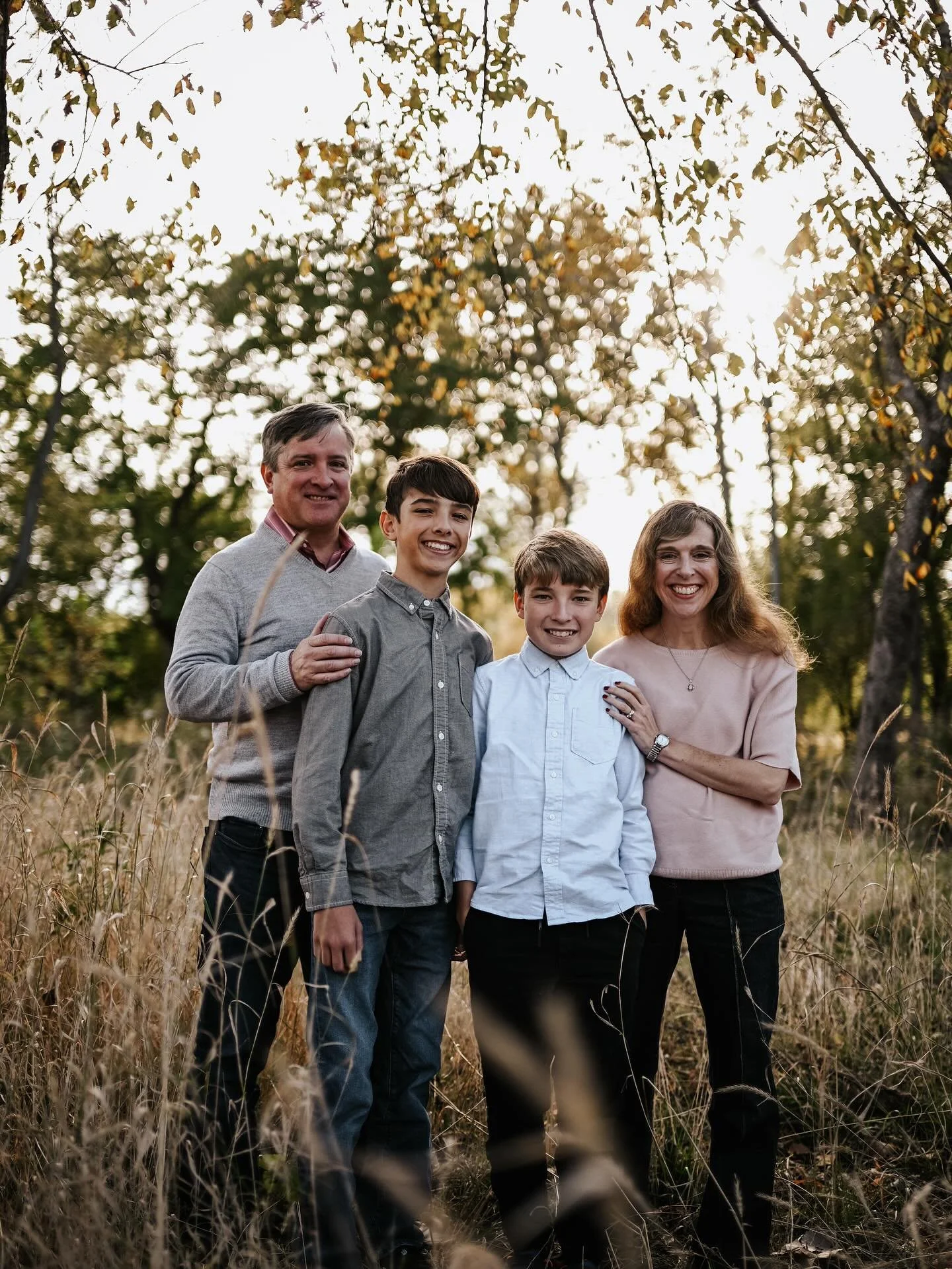 I have been photographing this family since these boys were just little toddlers and babes and now look at them! I am so thankful for families that let me capture their life each year and watch their kids grow up with them 🤍