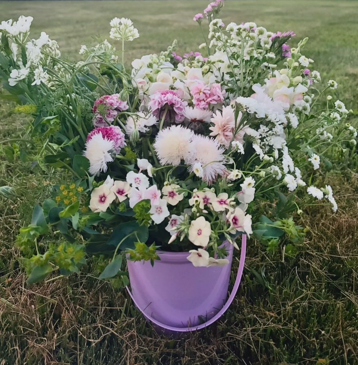 DIY Bloom Bucket