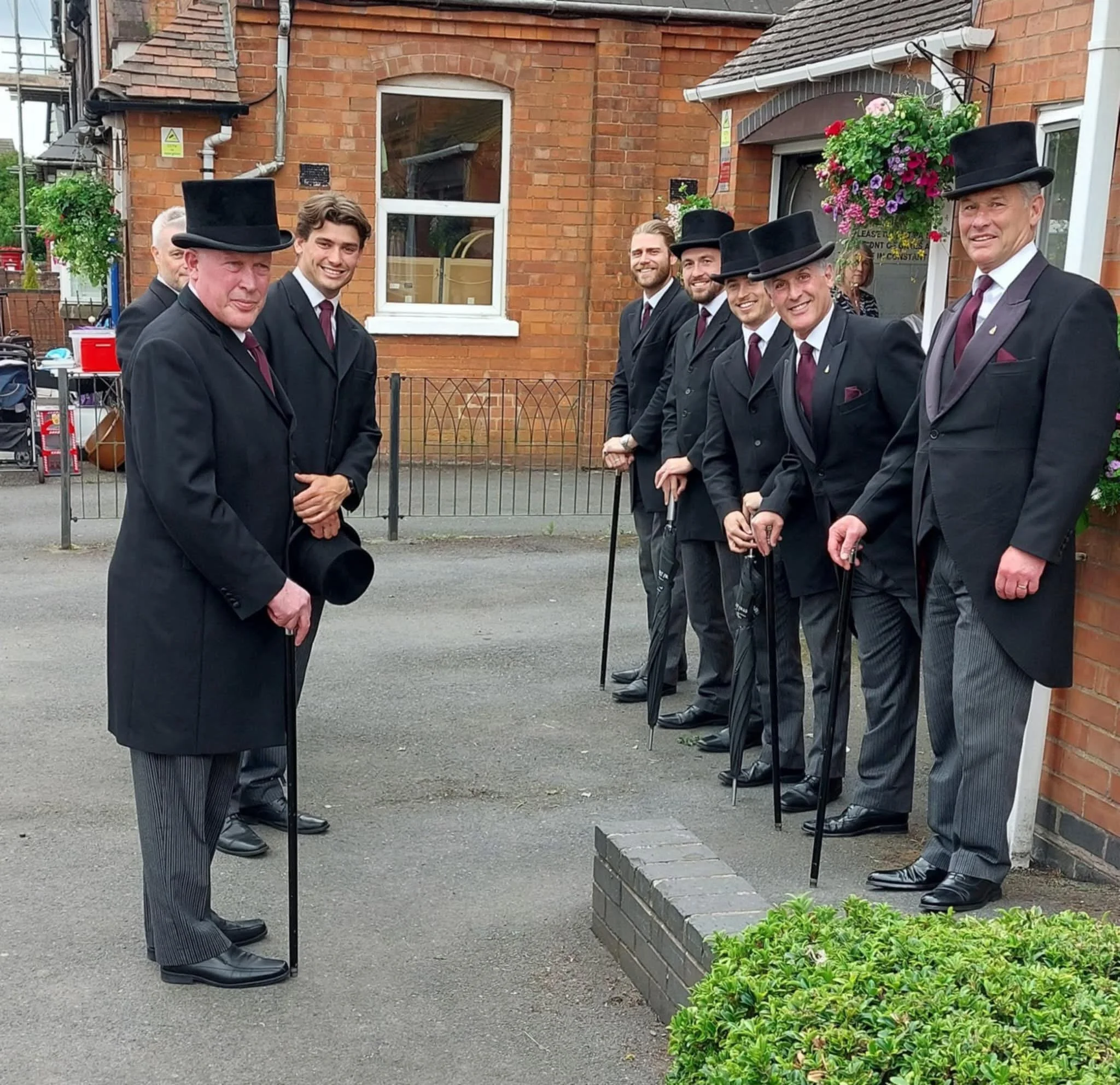 Thomas Brothers Funeral Directors providing excellent funeral service across Birmingham and Worcester.