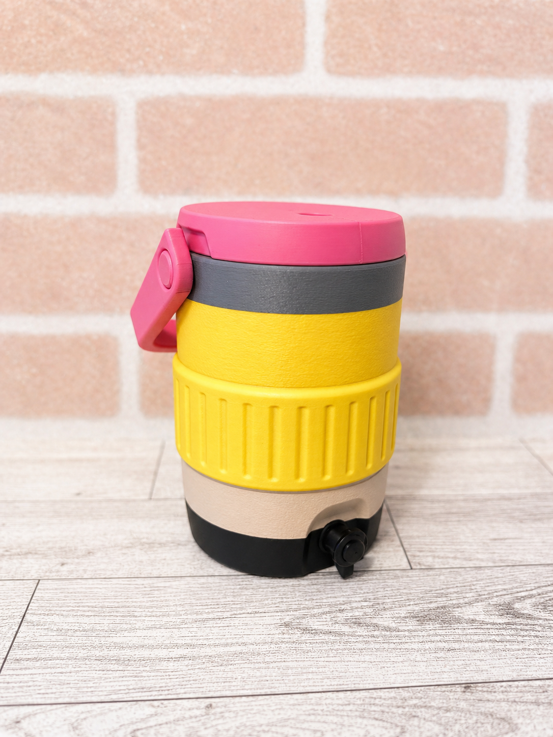 Pencil 12 oz Cooler Can Holder