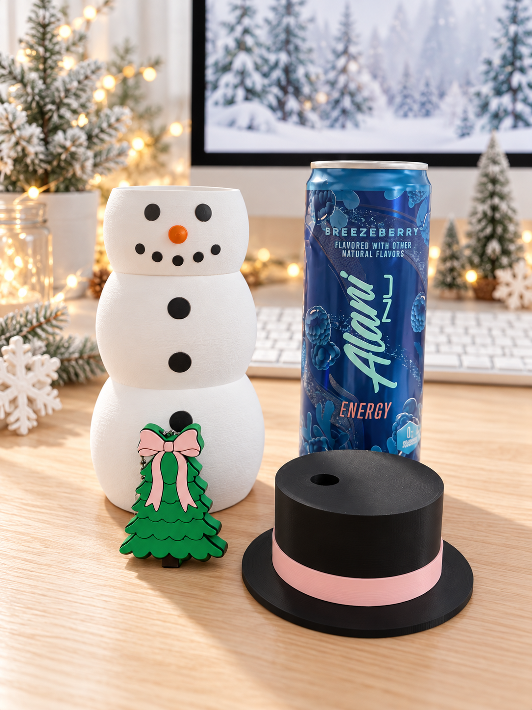Cozy snowman desk set with pink accents.png