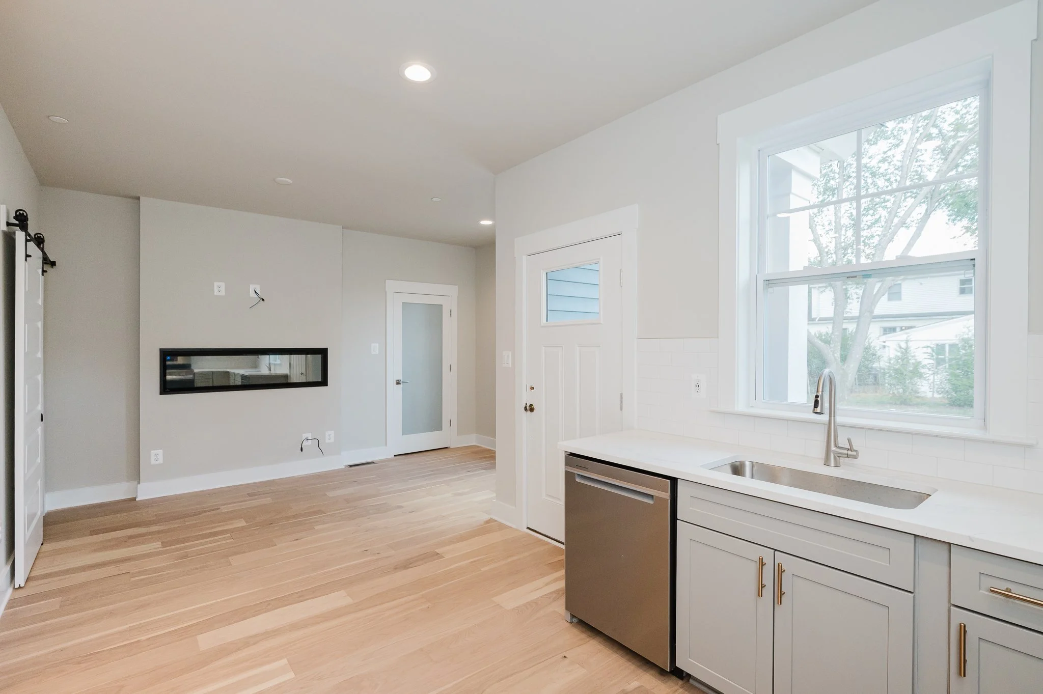 RP3 - 524_Red_Pump_Rd - ADU Breakfast Area 2.jpg