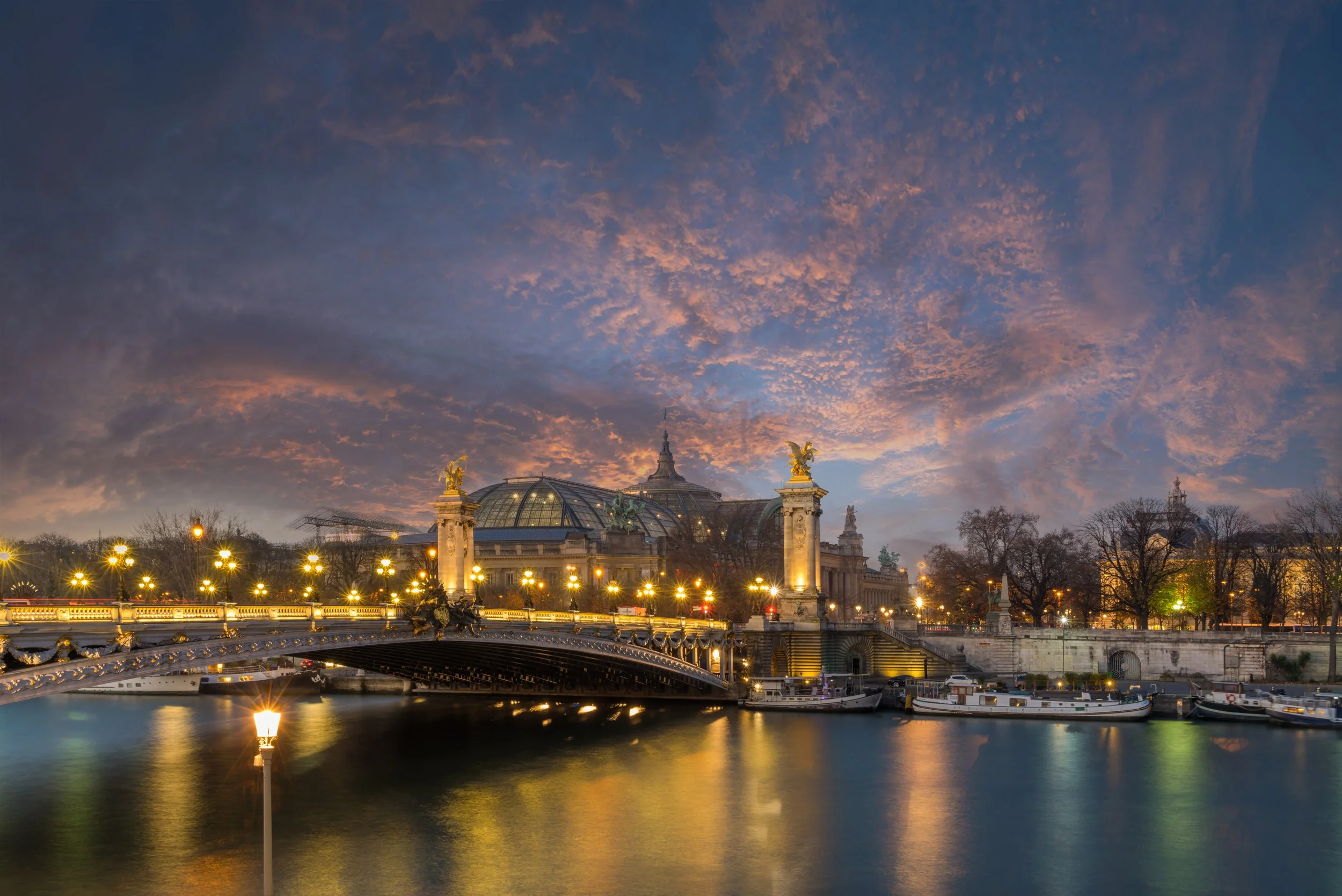 bridge-of-the-alexandre-iii-paris-2026-01-07-23-45-37-utc.jpg