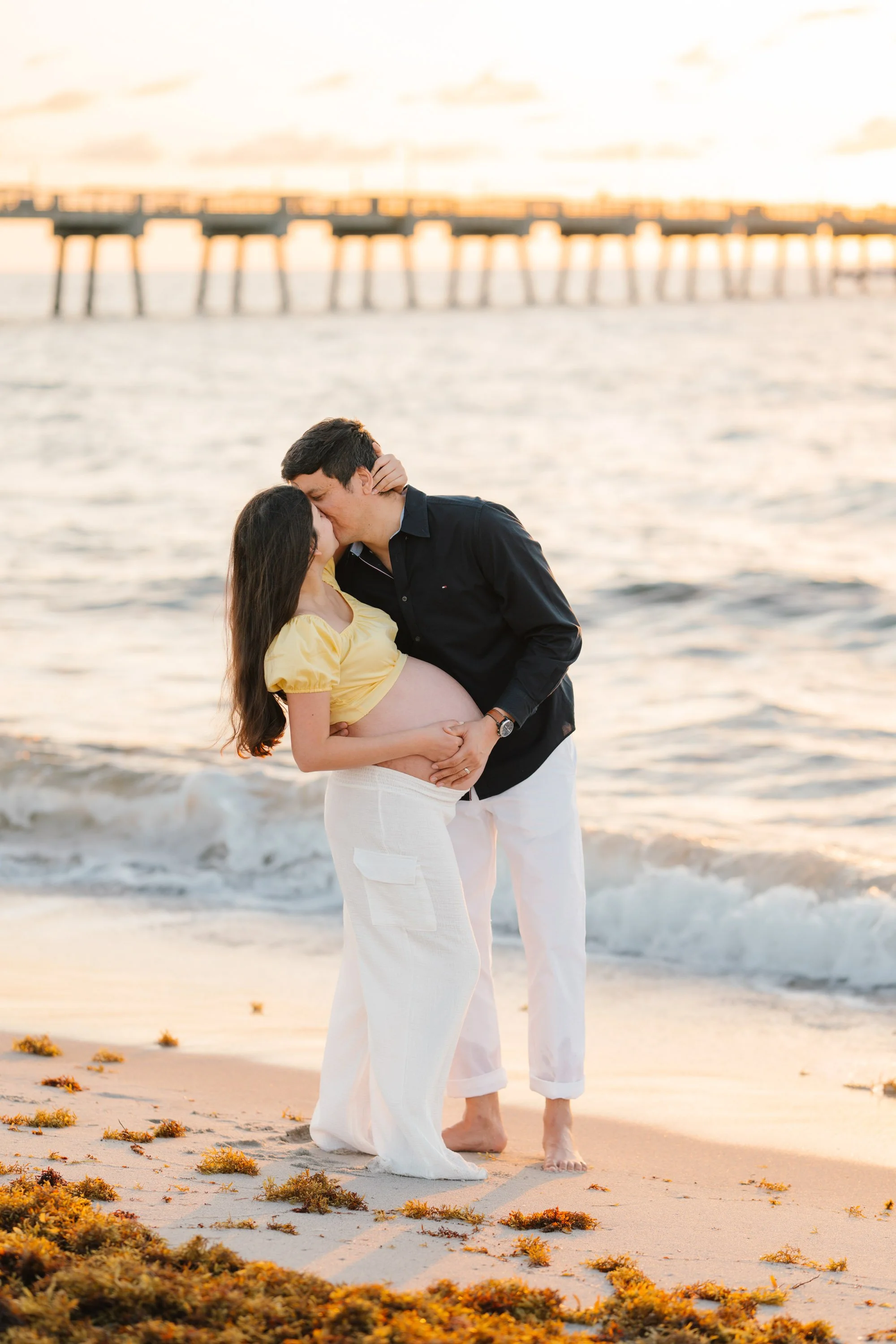 CarpioCaptures Maternity Photoshoot at Dania Beach Pier-11.jpg