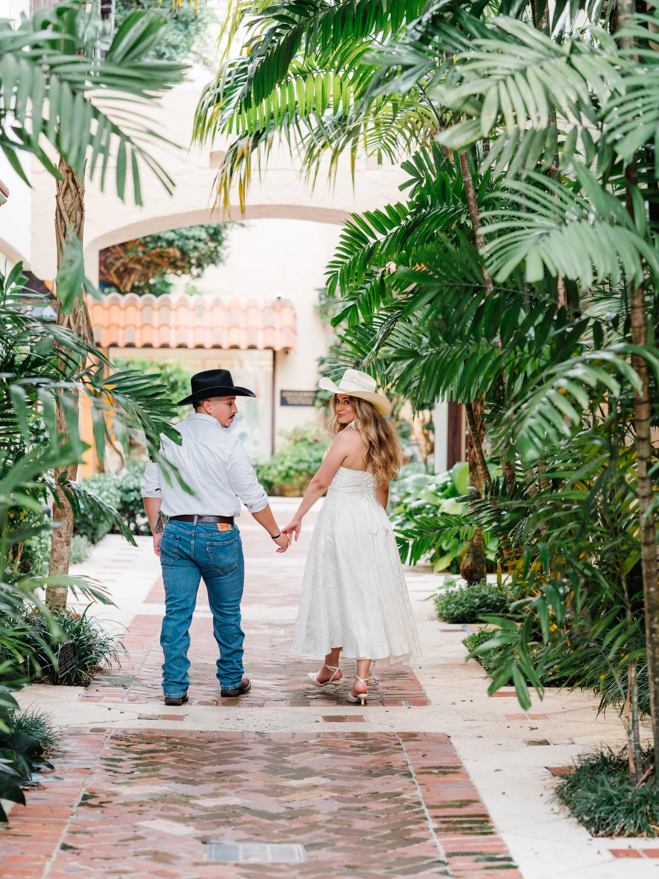 CarpioCaptures Engagement Photoshoot at Worth Avenue, West Palm Beach-12.jpg