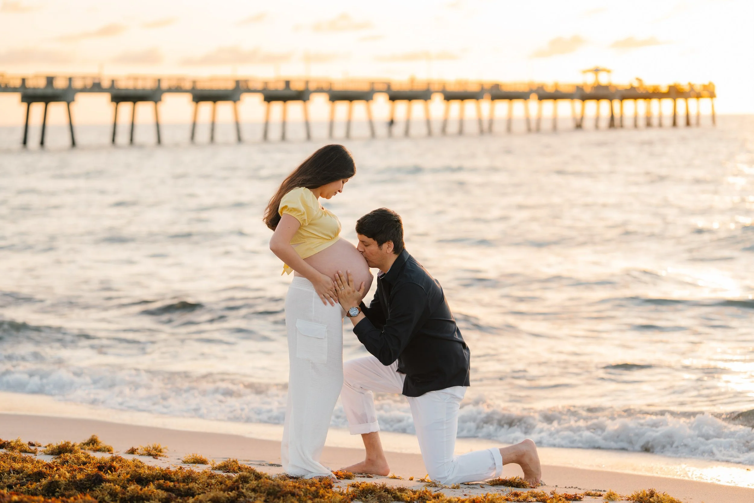 CarpioCaptures Maternity Photoshoot at Dania Beach Pier-12.jpg