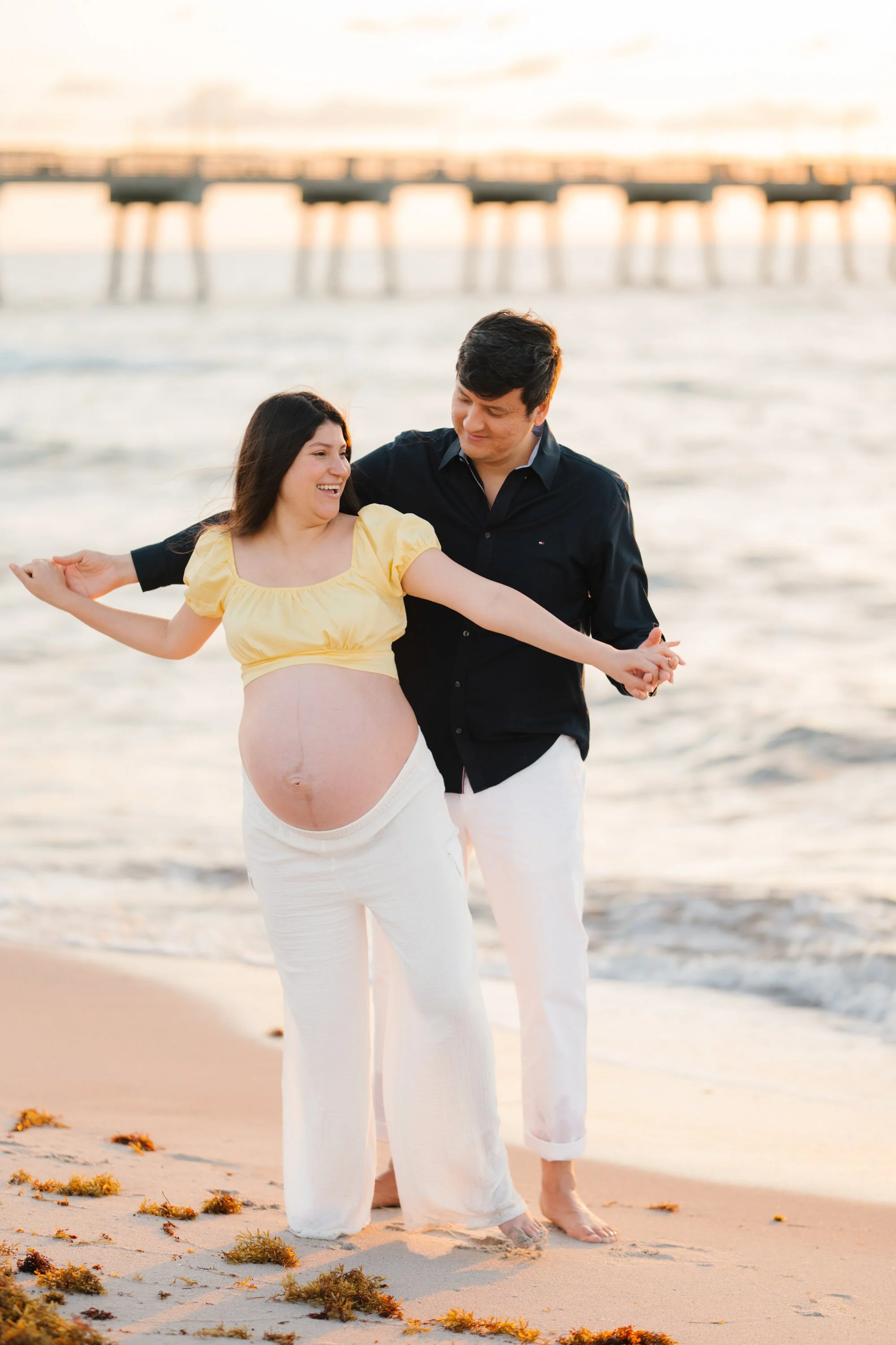 CarpioCaptures Maternity Photoshoot at Dania Beach Pier-08.jpg