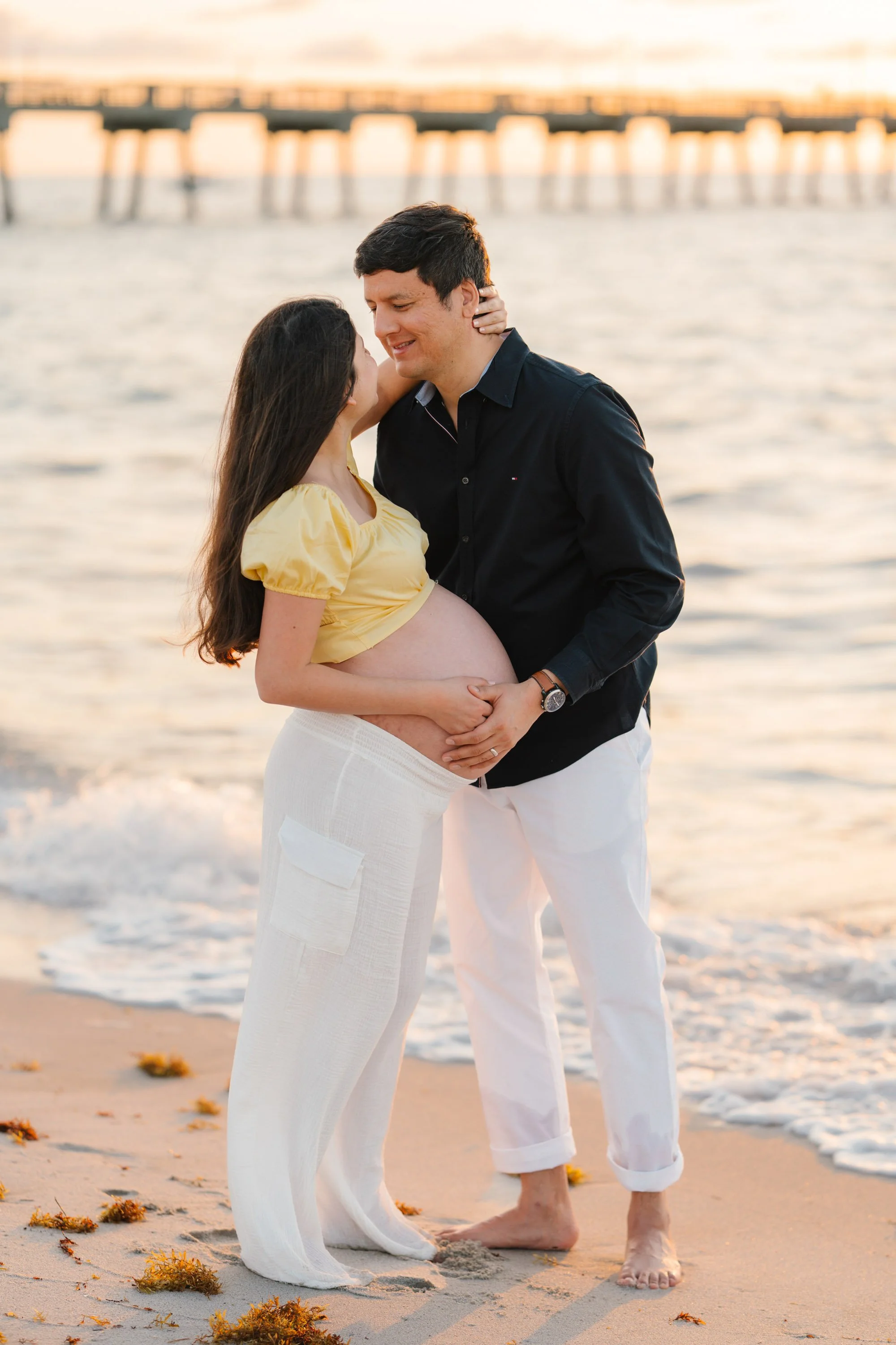 CarpioCaptures Maternity Photoshoot at Dania Beach Pier-10.jpg