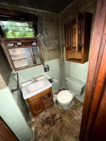 1947 Ellis Bath 02.jpeg