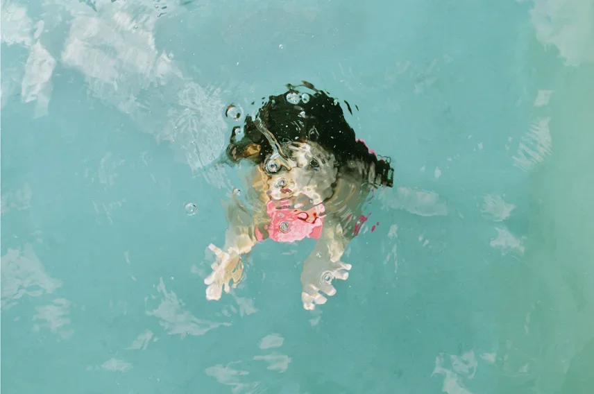 Kim_Turner_Smith_Underwater_Disguise.webp