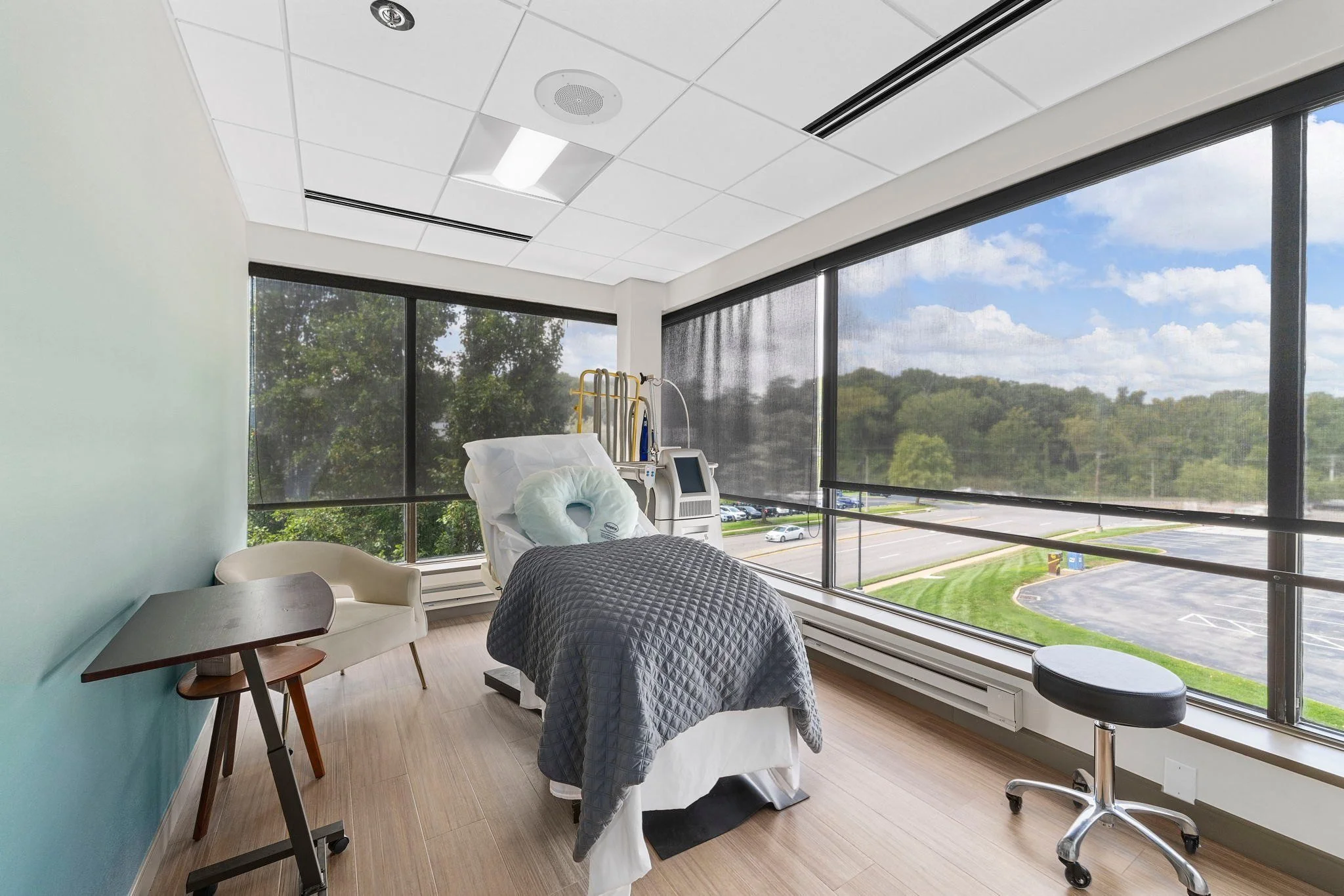 Treatment room with a wall of windows