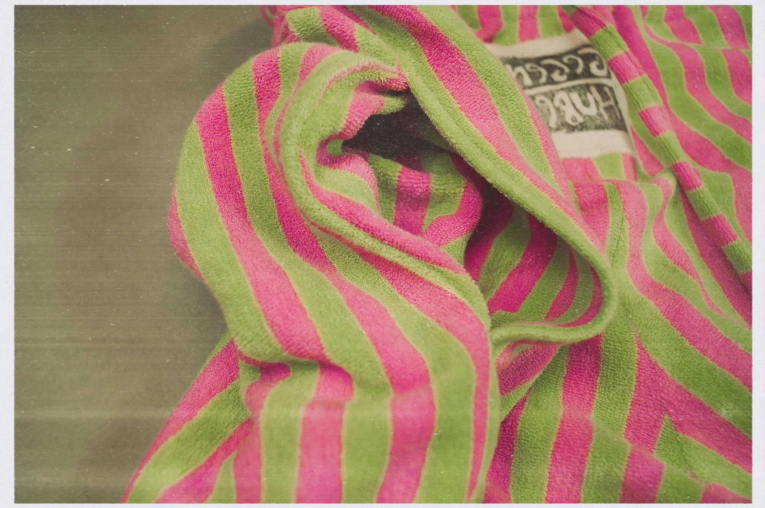 P01_WIDE_STRIPESROSE_03.JPG