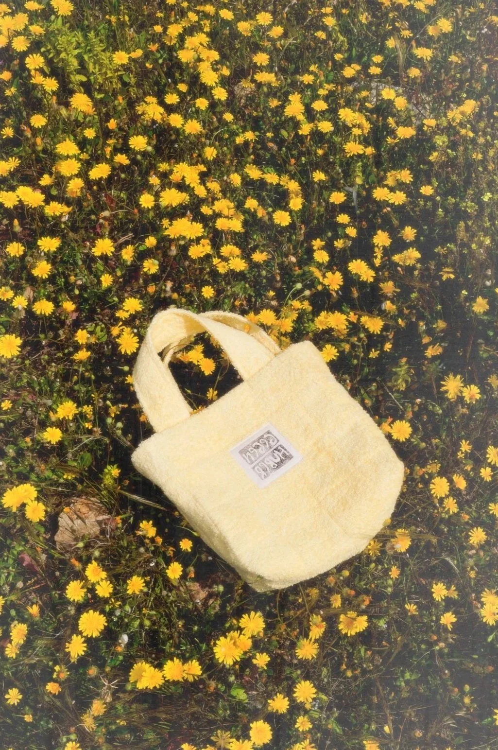 B01_TOY_BAG/ TERRY BUTTER