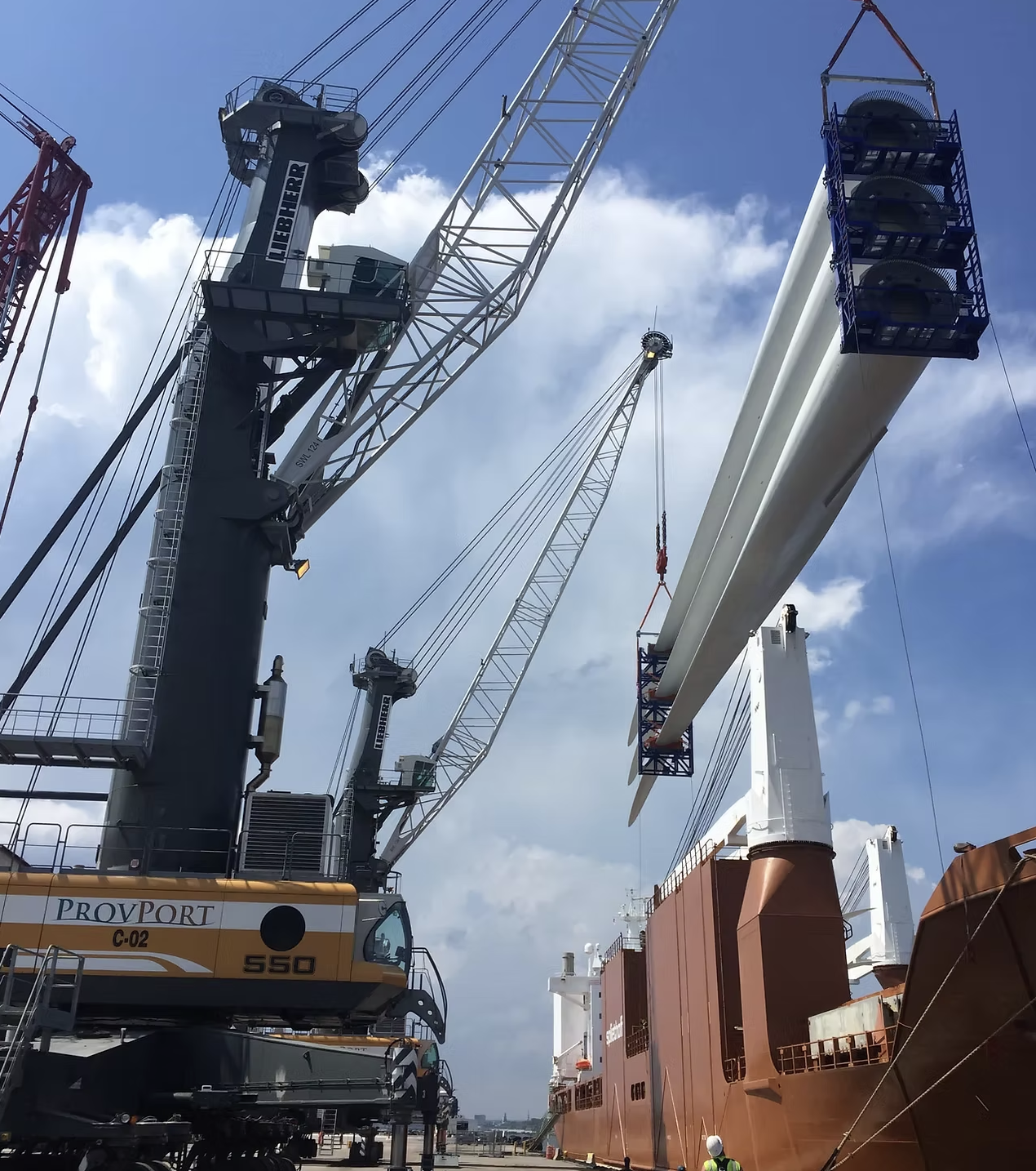 crane at ProvPort