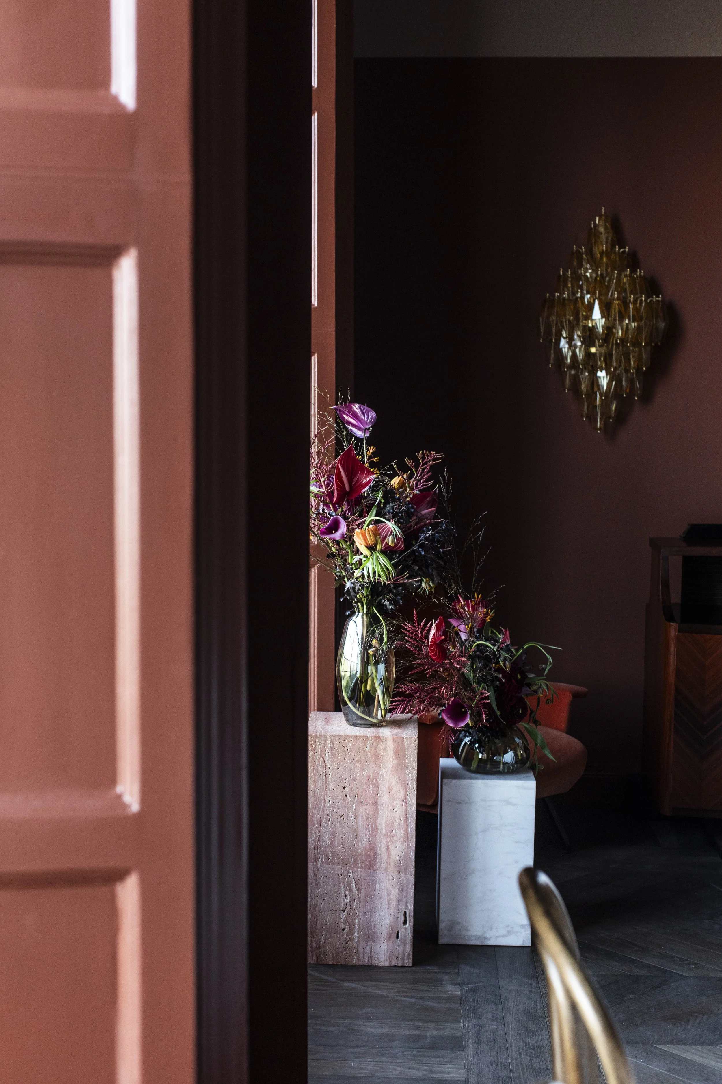 We offer floral design services for:
Corporate events and conferences
Brand launches and product reveals
Press days and photoshoots
Client entertaining and office eventsbespoke floral design for:
Birthday parties and milestone celebrations
Anniversar