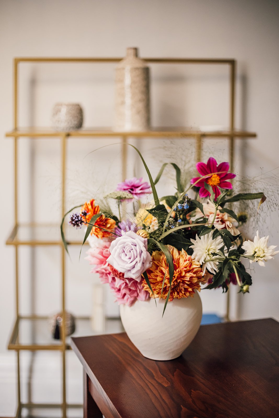 Intimate civil ceremony wedding flowers in London and Sussex, showcasing a refined bridal bouquet and simple, seasonal floral arrangements perfect for small weddings and registry office celebrations.