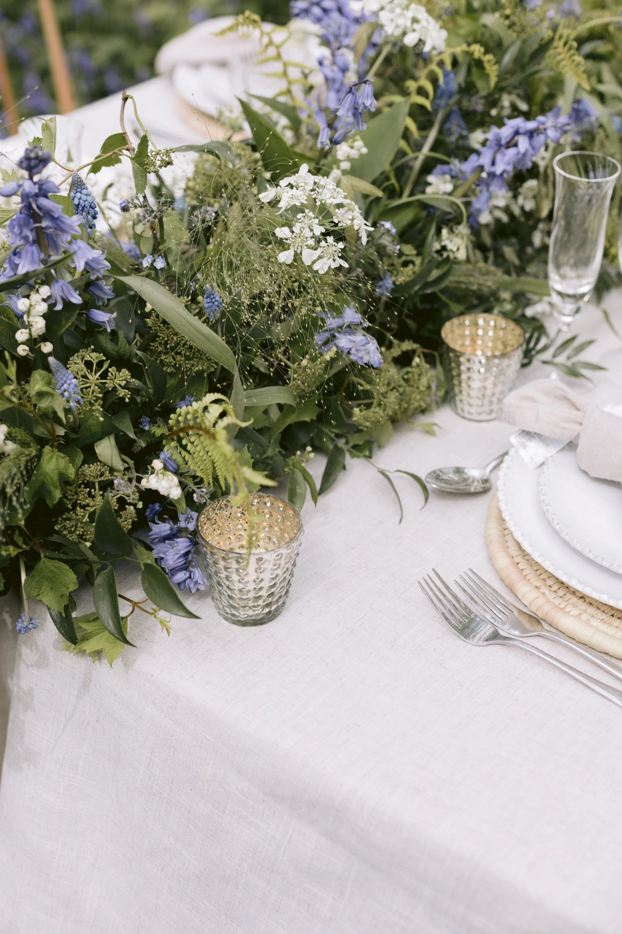Seasonal wedding floristry in London and West Sussex, featuring elegant bridal bouquets and refined floral arrangements designed for modern, design-led weddings.