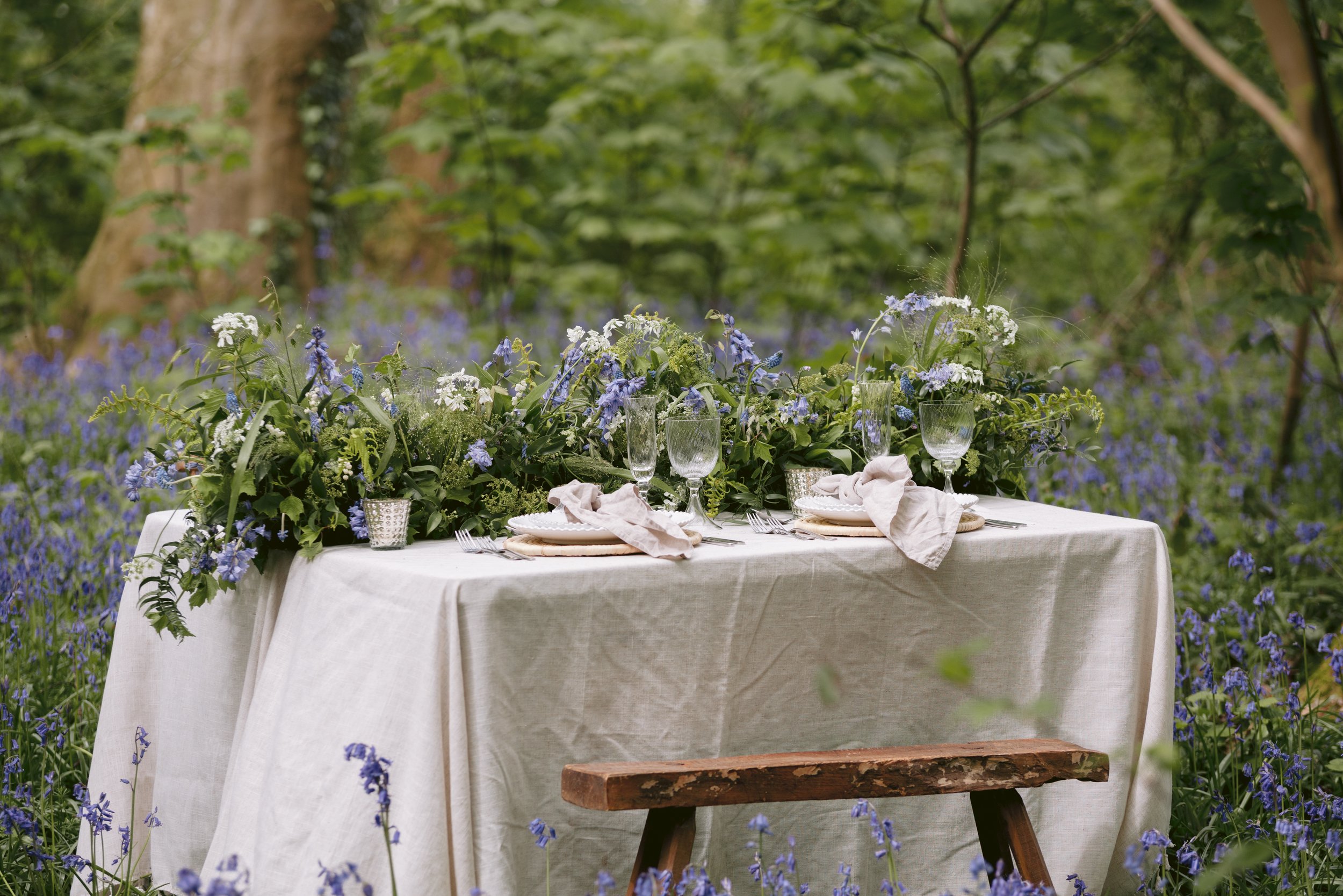 Seasonal wedding floristry in London and West Sussex, featuring elegant bridal bouquets and refined floral arrangements designed for modern, design-led weddings.