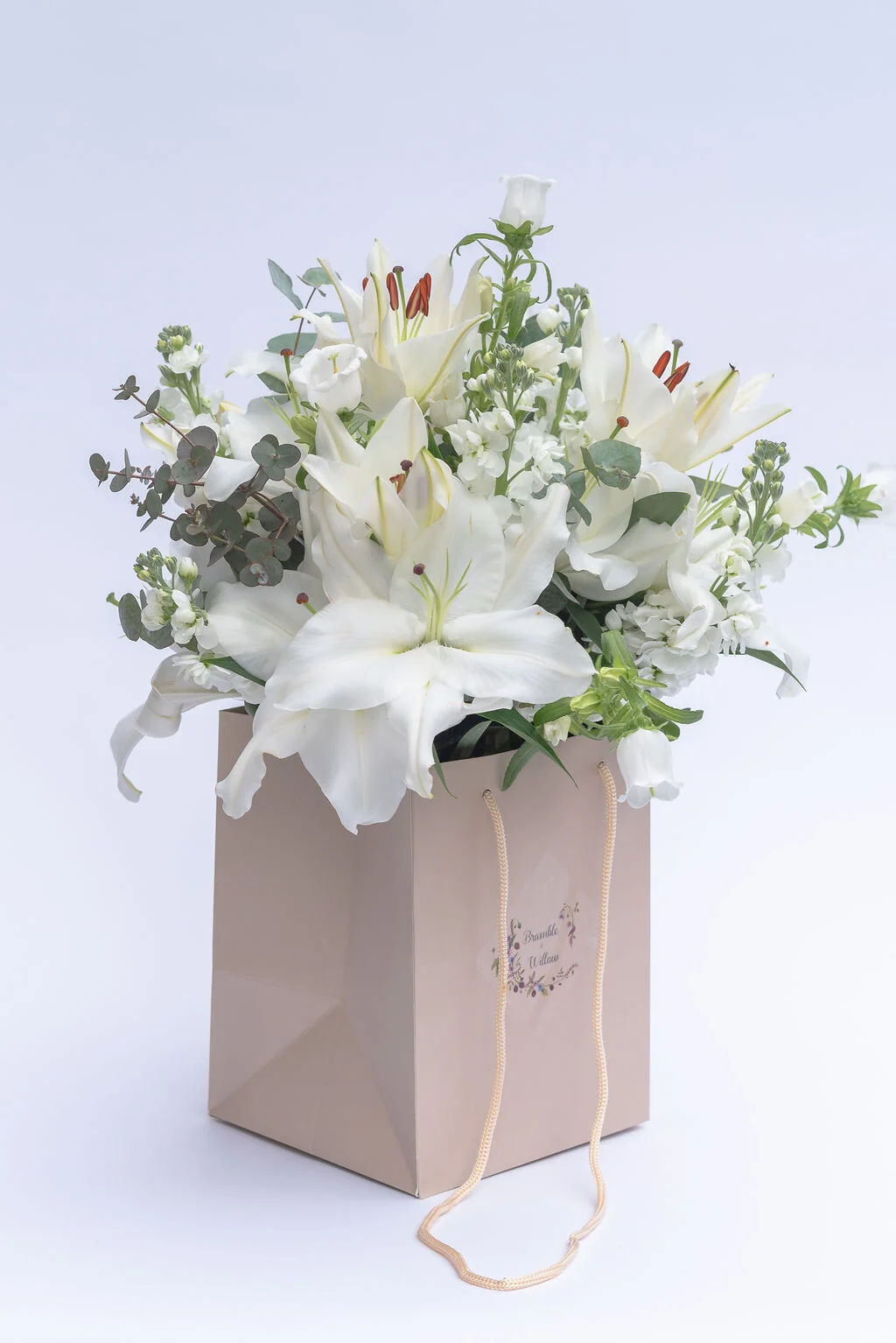 Bramble & Willow flower delivery in Wandsworth, London and UK. We deliver bouquets, corporate flowers, subscription flowers and plants. Flower Workshops. Wedding and event flowers.
