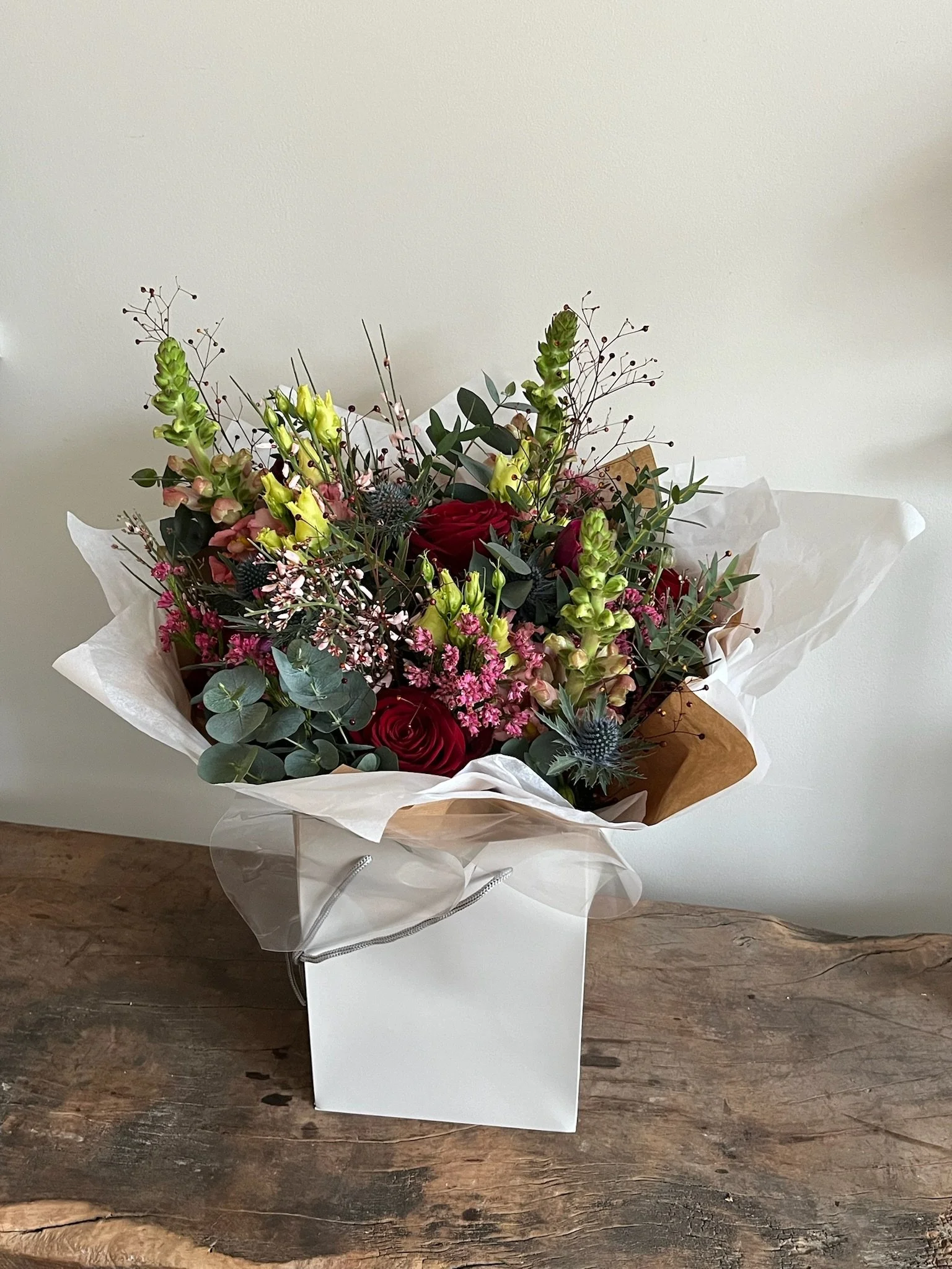 Valentine’s Day flowers in Battersea  Valentine’s Day flowers in Wandsworth  Valentine’s Day flowers in Chelsea  Valentine’s Day flowers in Clapham