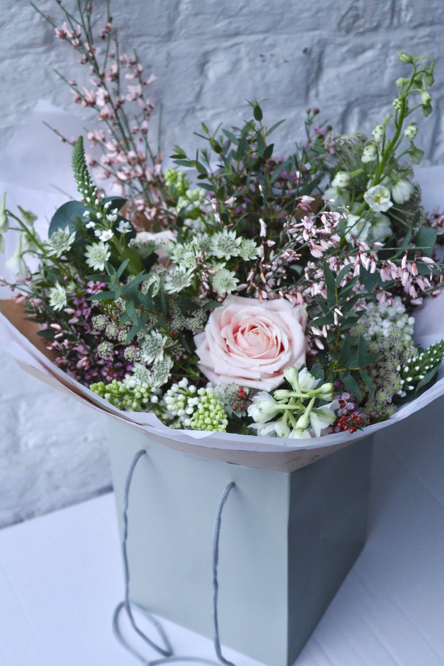 Valentine’s Day flowers London  Valentine’s bouquets London  Luxury Valentine’s flowers London  Same-day Valentine’s flowers London  Best florists for Valentine’s flowers in London