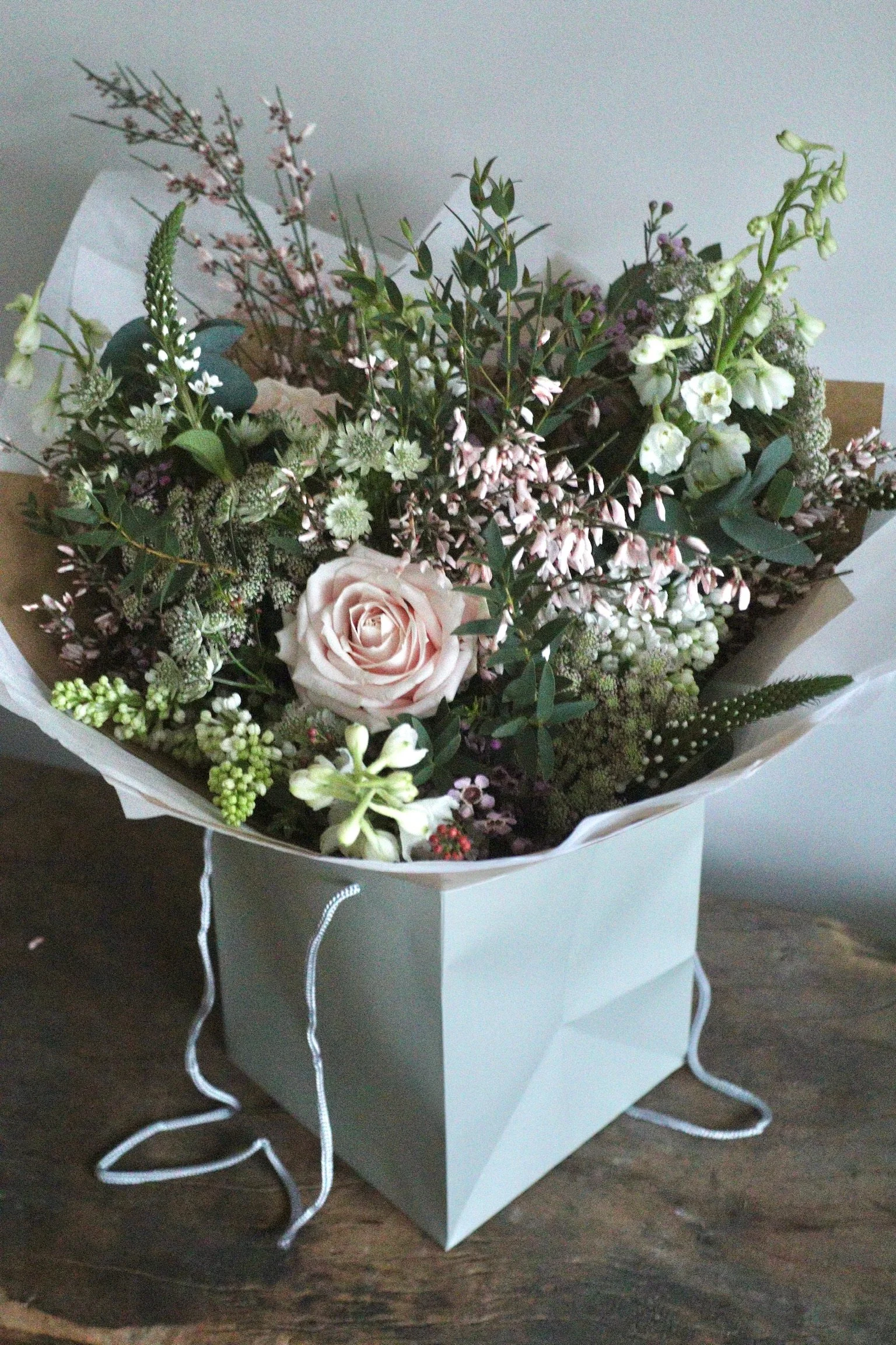 Valentine’s Day flowers London  Valentine’s bouquets London  Luxury Valentine’s flowers London  Same-day Valentine’s flowers London  Best florists for Valentine’s flowers in London