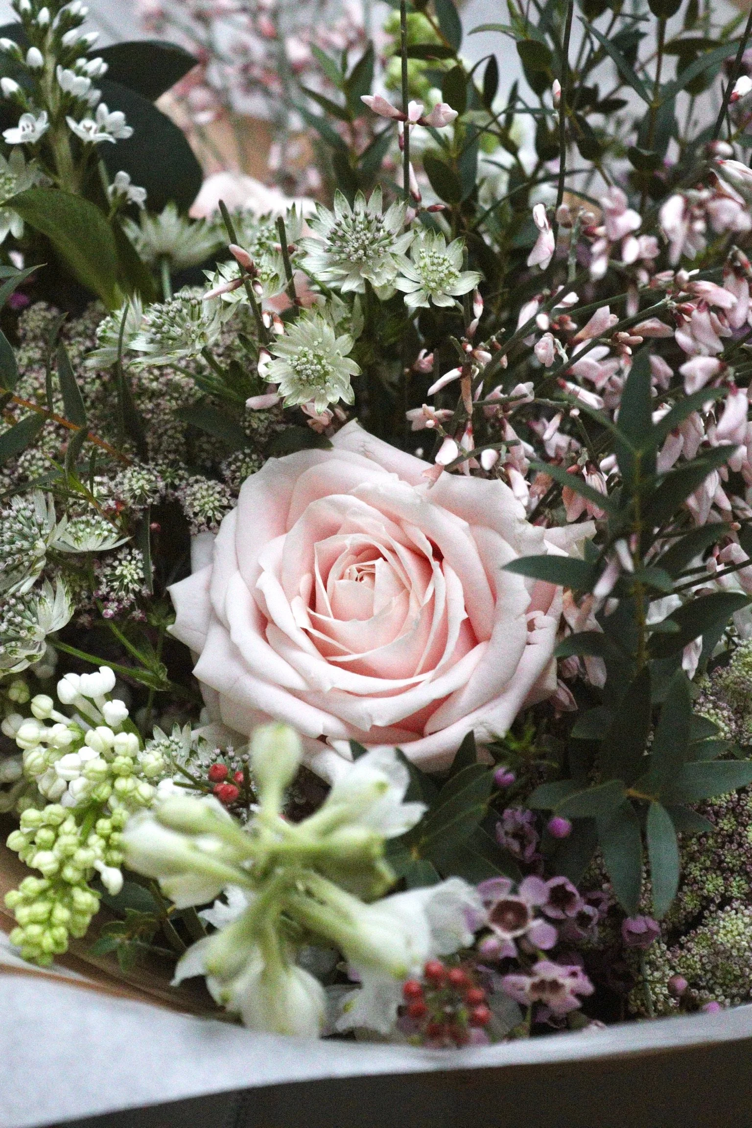 Valentine’s Day flowers London  Valentine’s bouquets London  Luxury Valentine’s flowers London  Same-day Valentine’s flowers London  Best florists for Valentine’s flowers in London