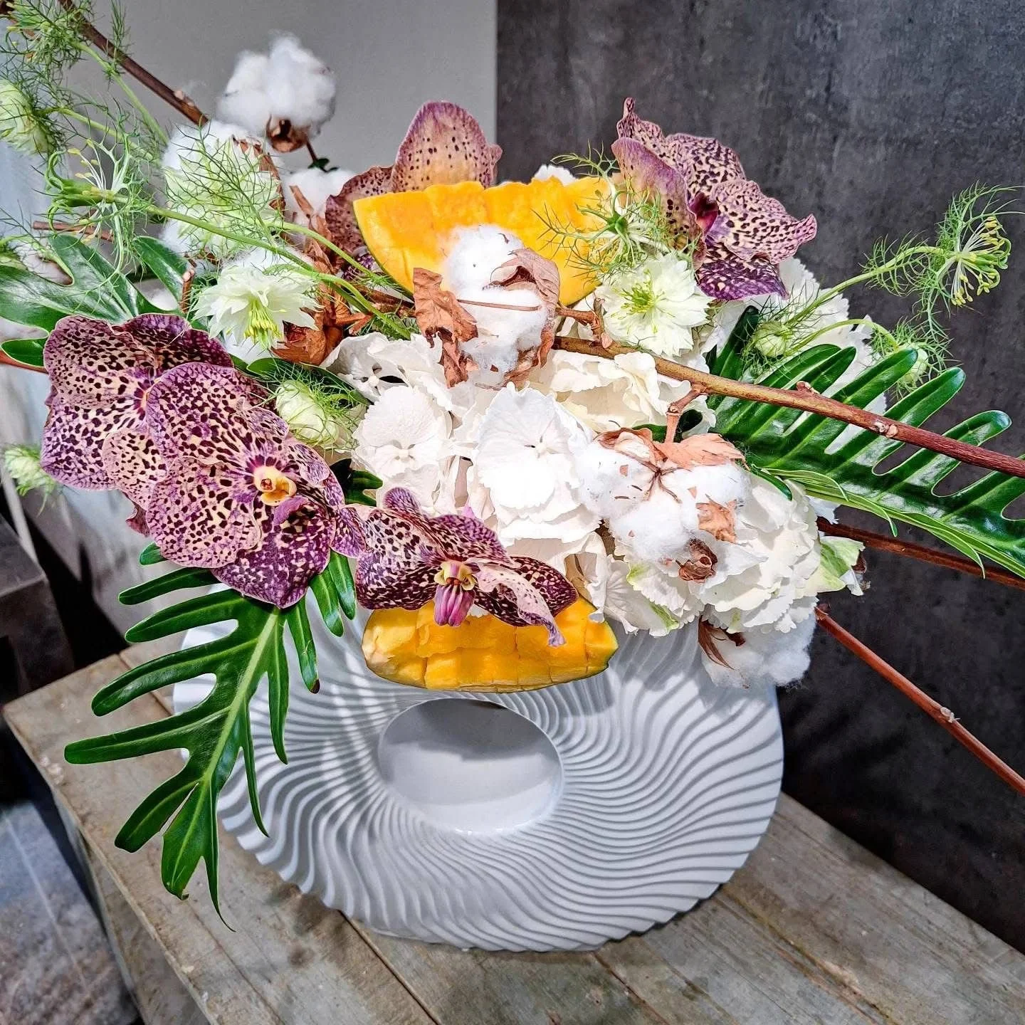 bouquet tropical.jpeg