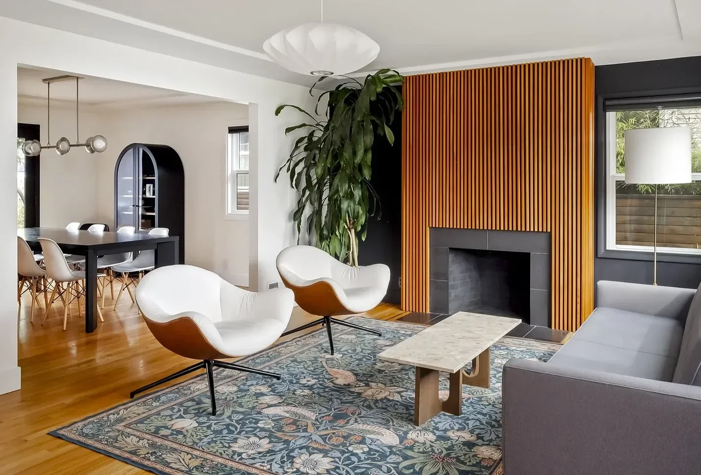 midcentury-modern-living room-remodel-slats