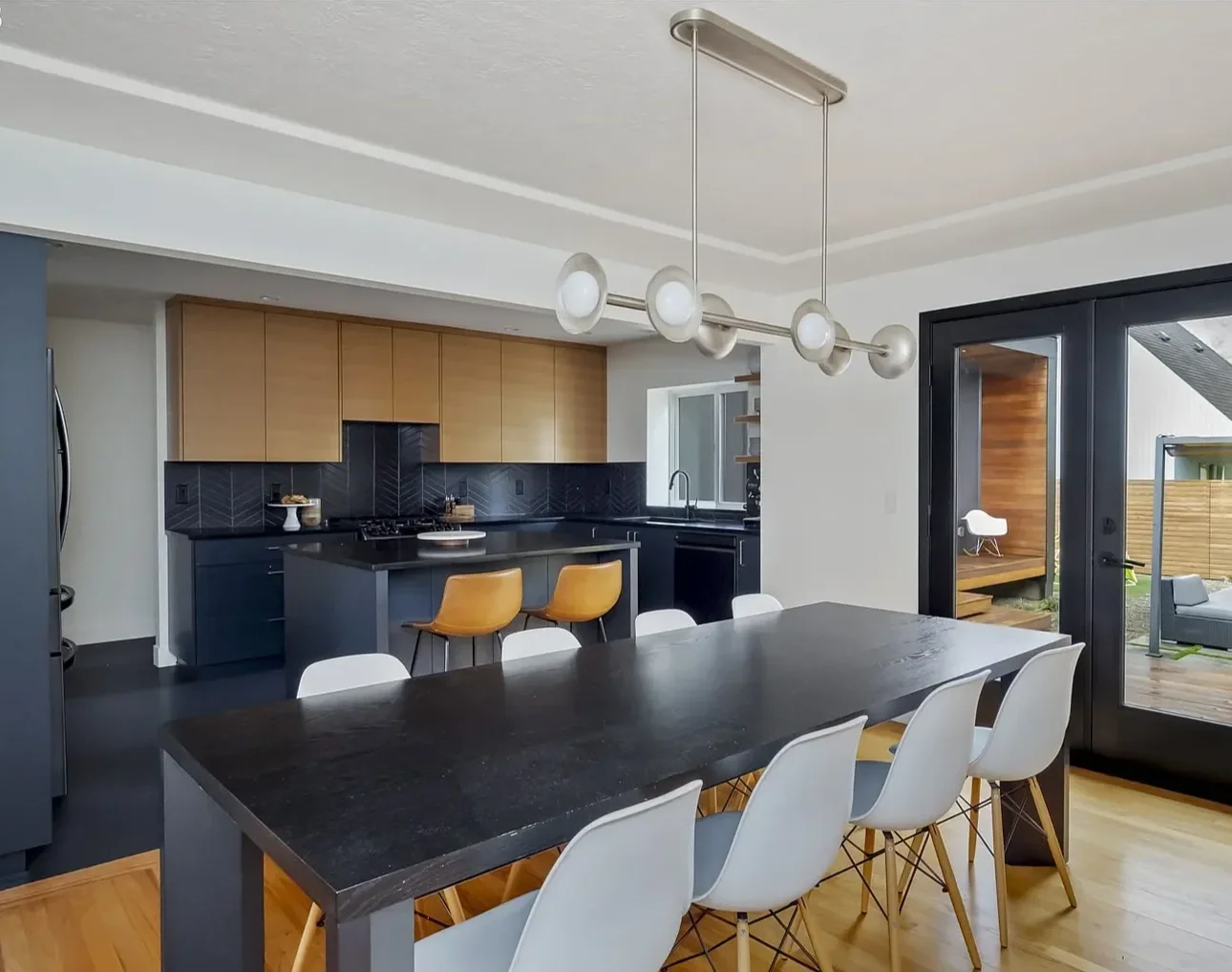 black-inkwell-kitchen-redesign-brass-hardware-black-granite