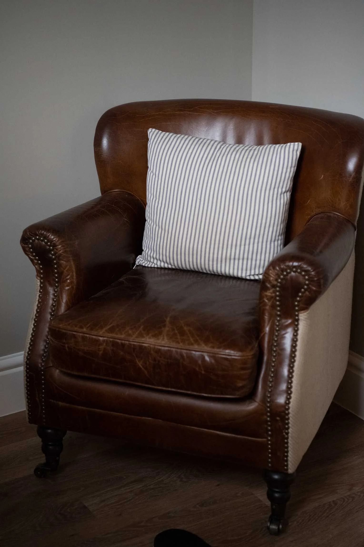The Cotley Inn_Rooms_The Holt_10.jpg