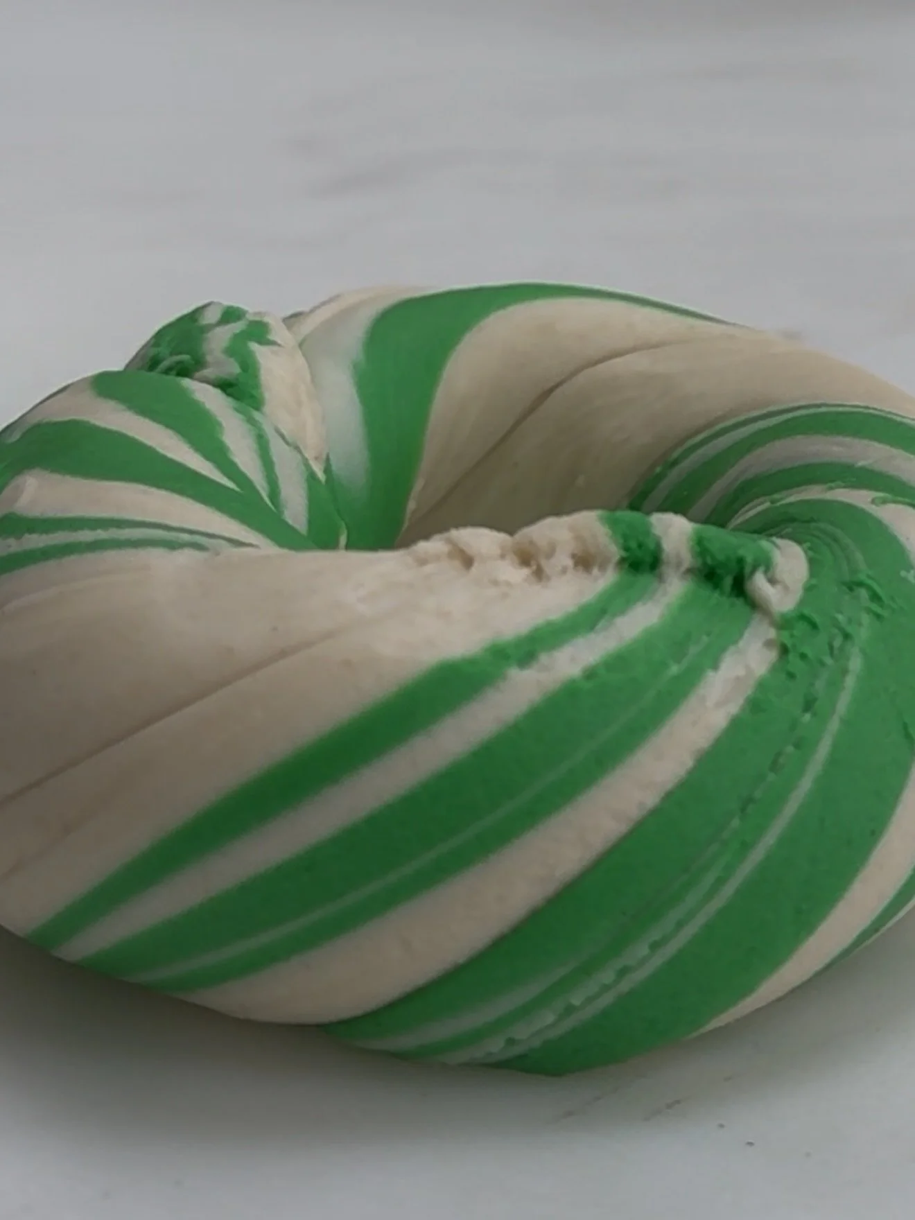 🏠 🥯 going green, St. Patrick&rsquo;s green 🍀😁.