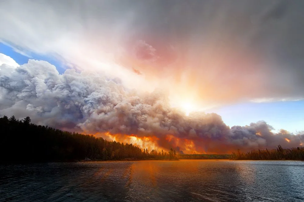 Wildfire and heavy smoke in the Boundary Waters