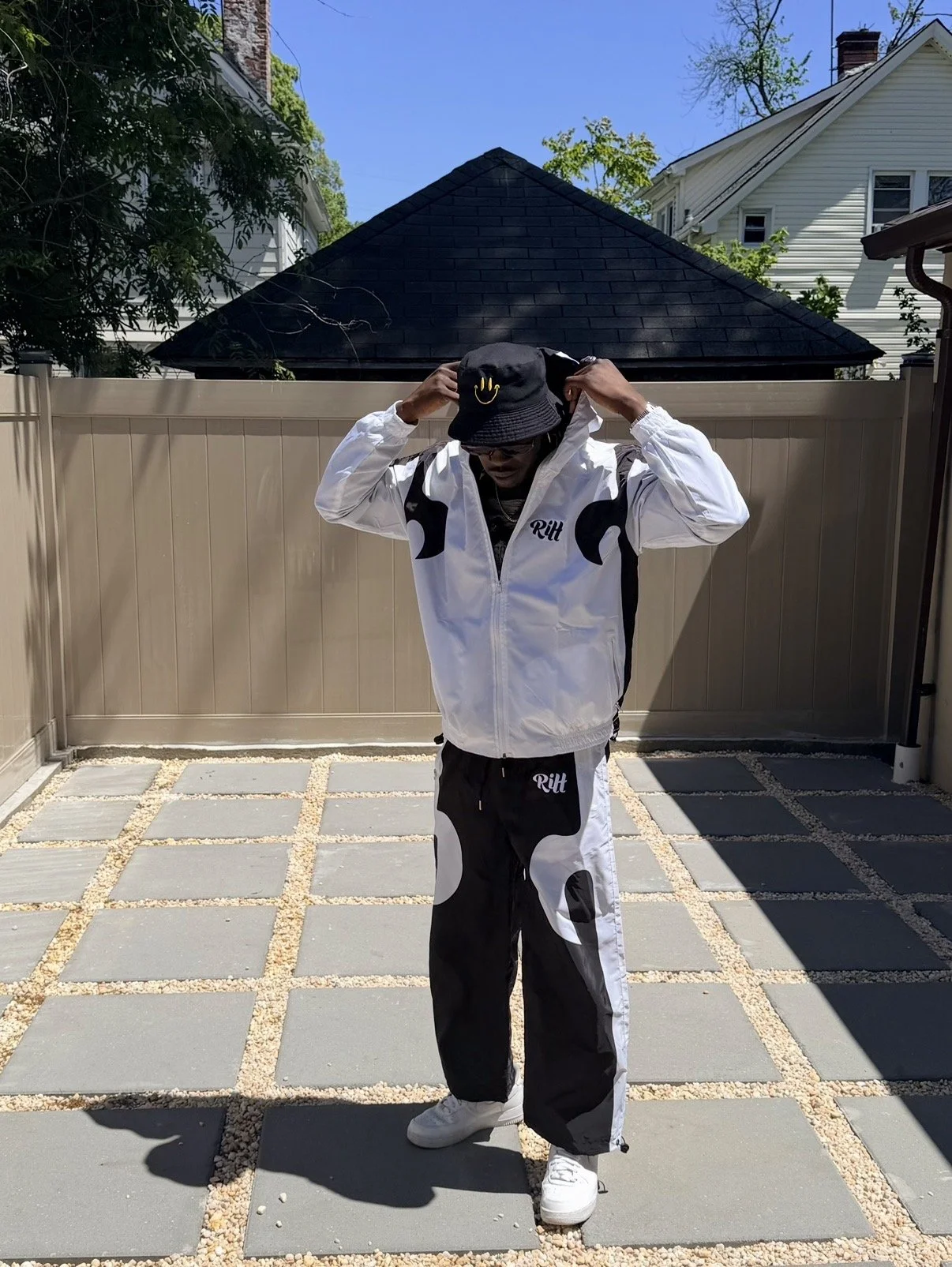 Riff Tracksuit (2p).jpg