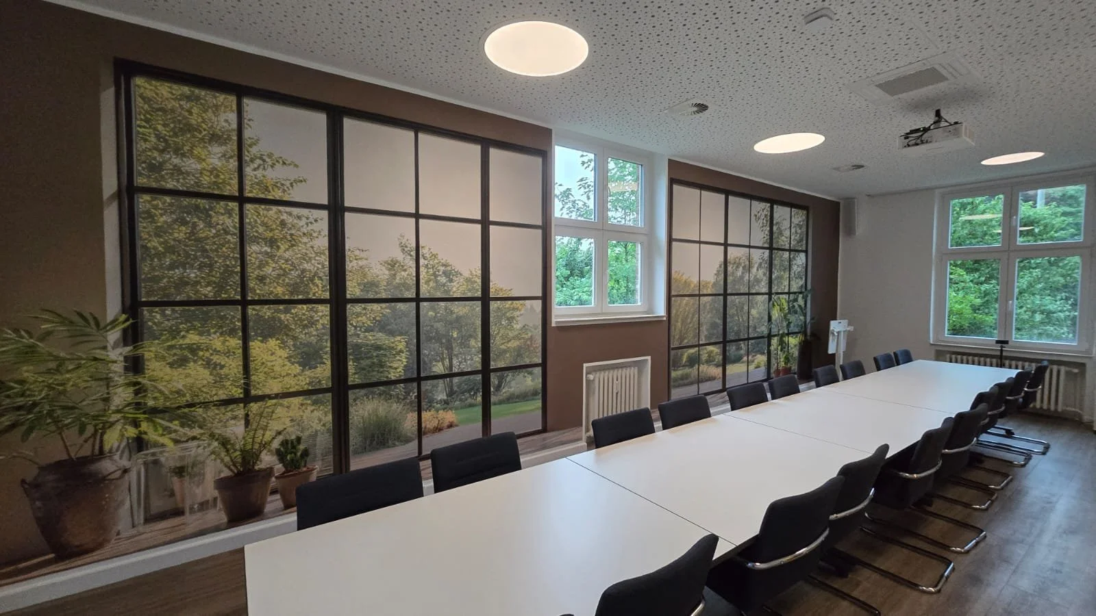 Konferenzraum_1.jpeg
