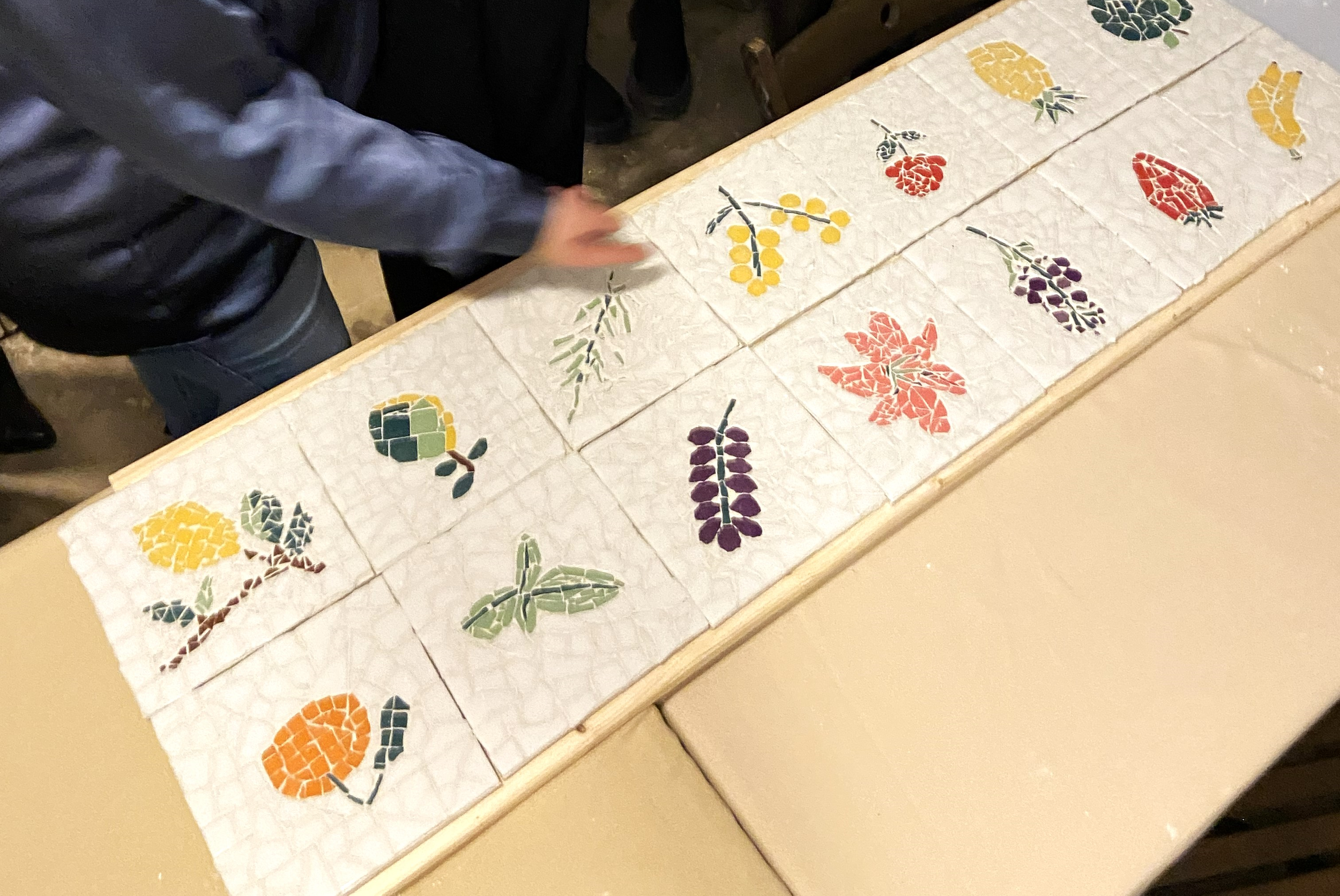 Panel colectivo de mosaico para un team builiding original en España