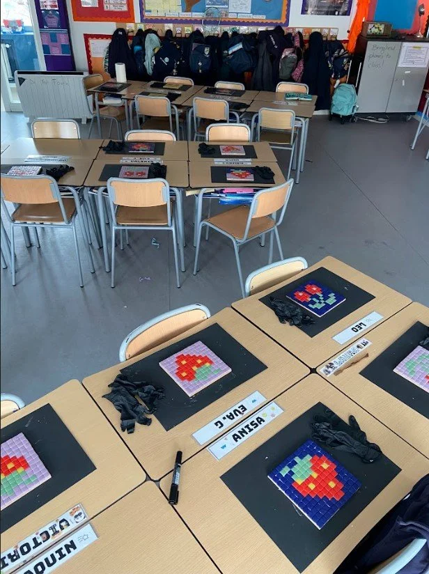 Mosaic class for children in Spain, Madrid