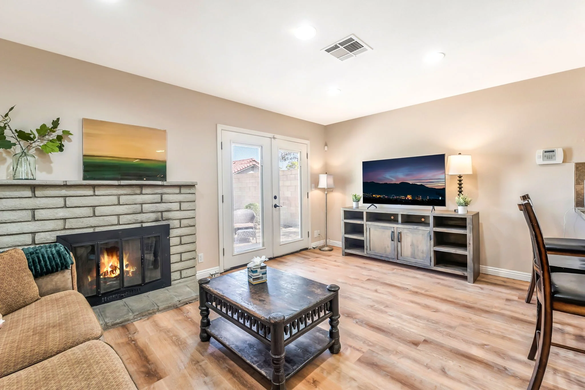 12-web-or-mls-_SMS1009-fire.jpg