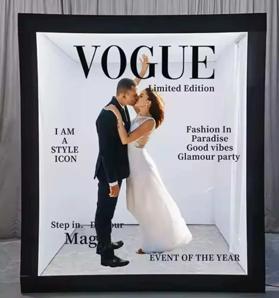 Magazine Photo Booth